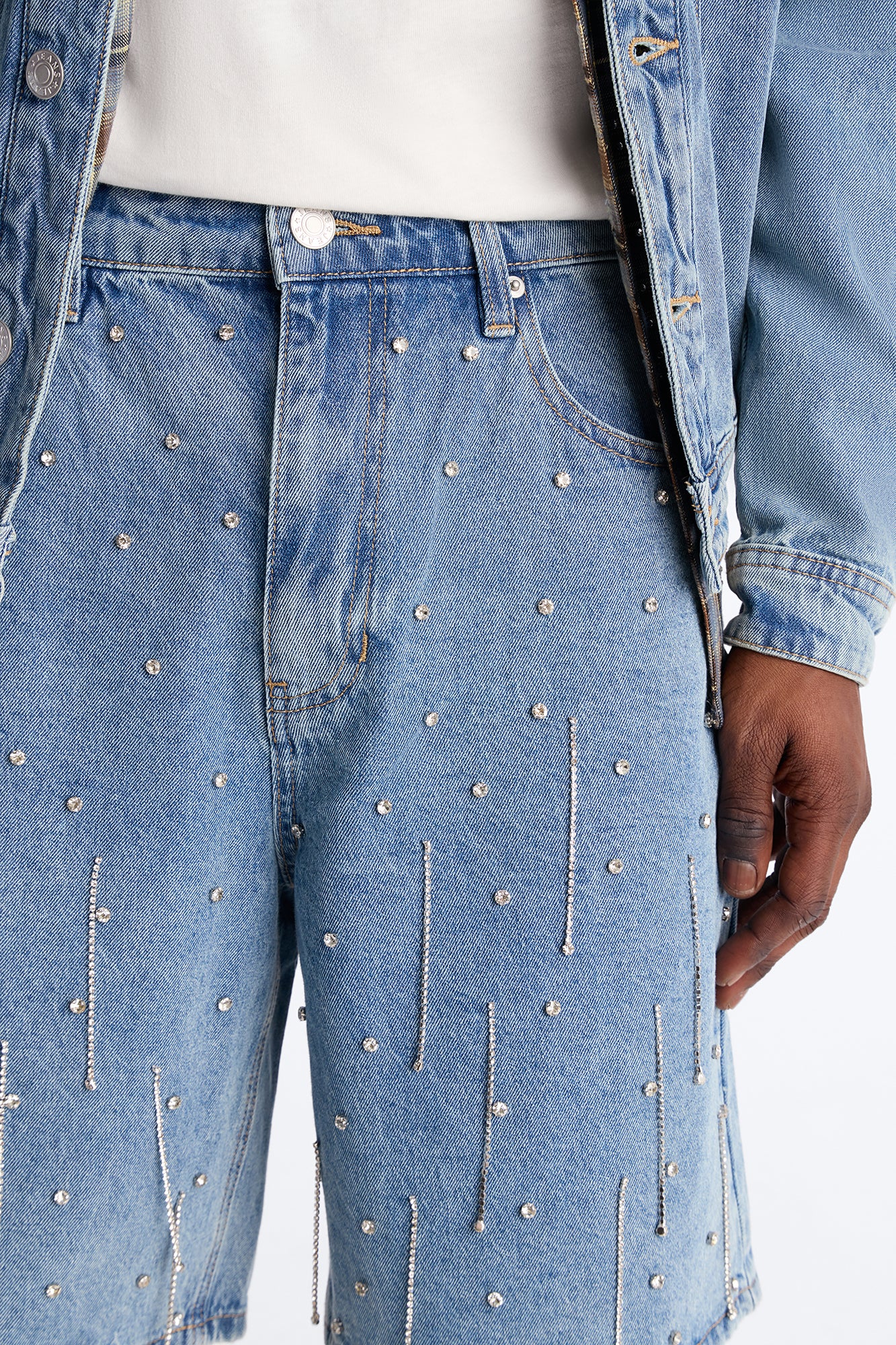Relaxed Street Ice Denim Short - Light Wash - Image 3