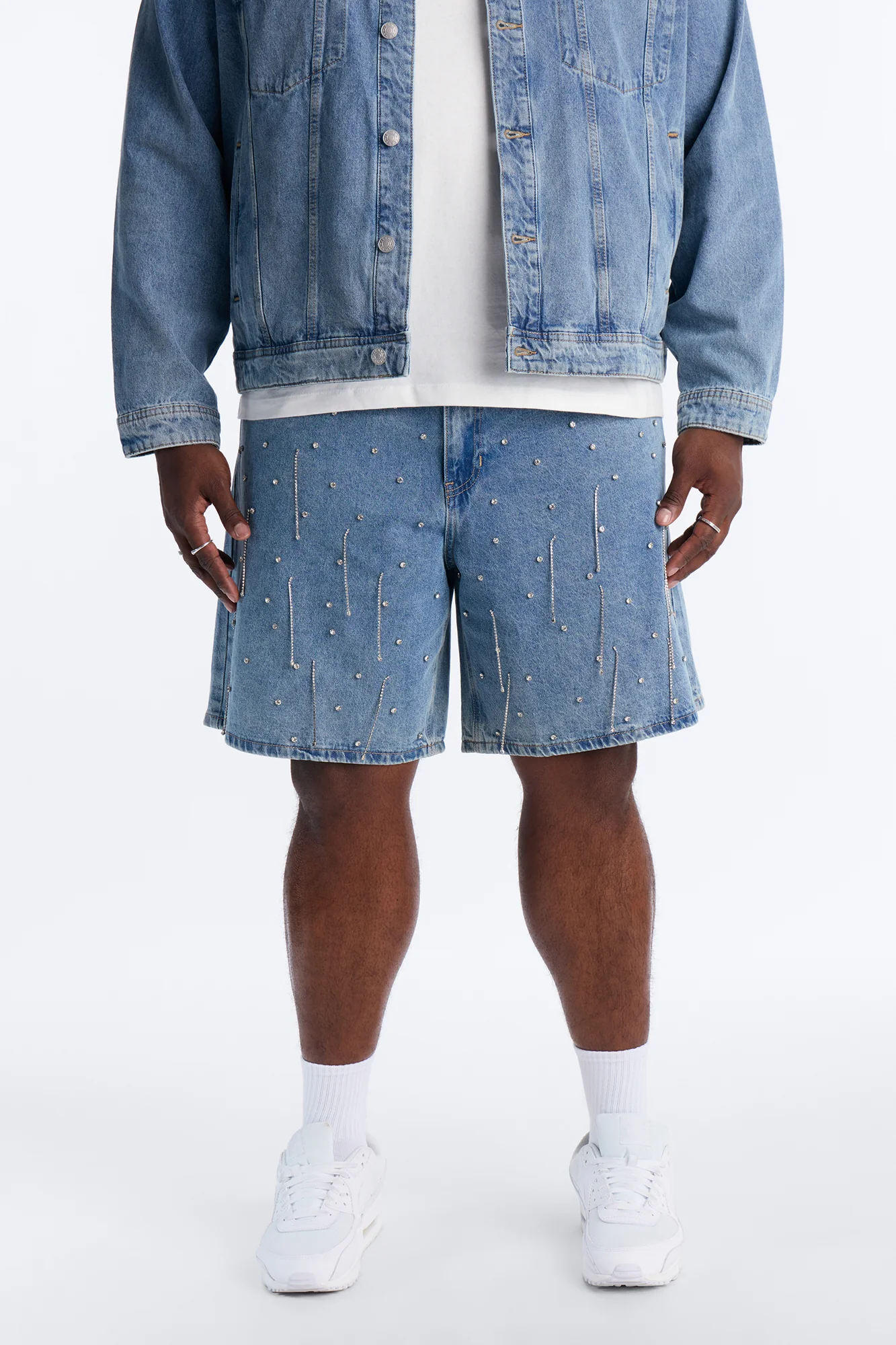 Relaxed Street Ice Denim Short - Light Wash - Image 7