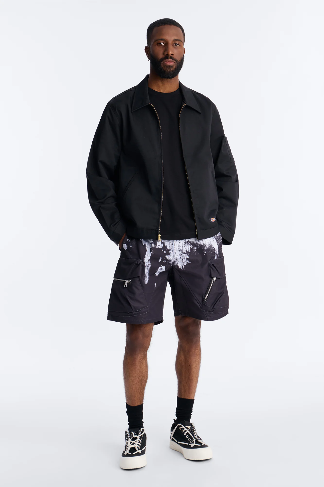 Relaxed Traveling Artist Short - Black/White