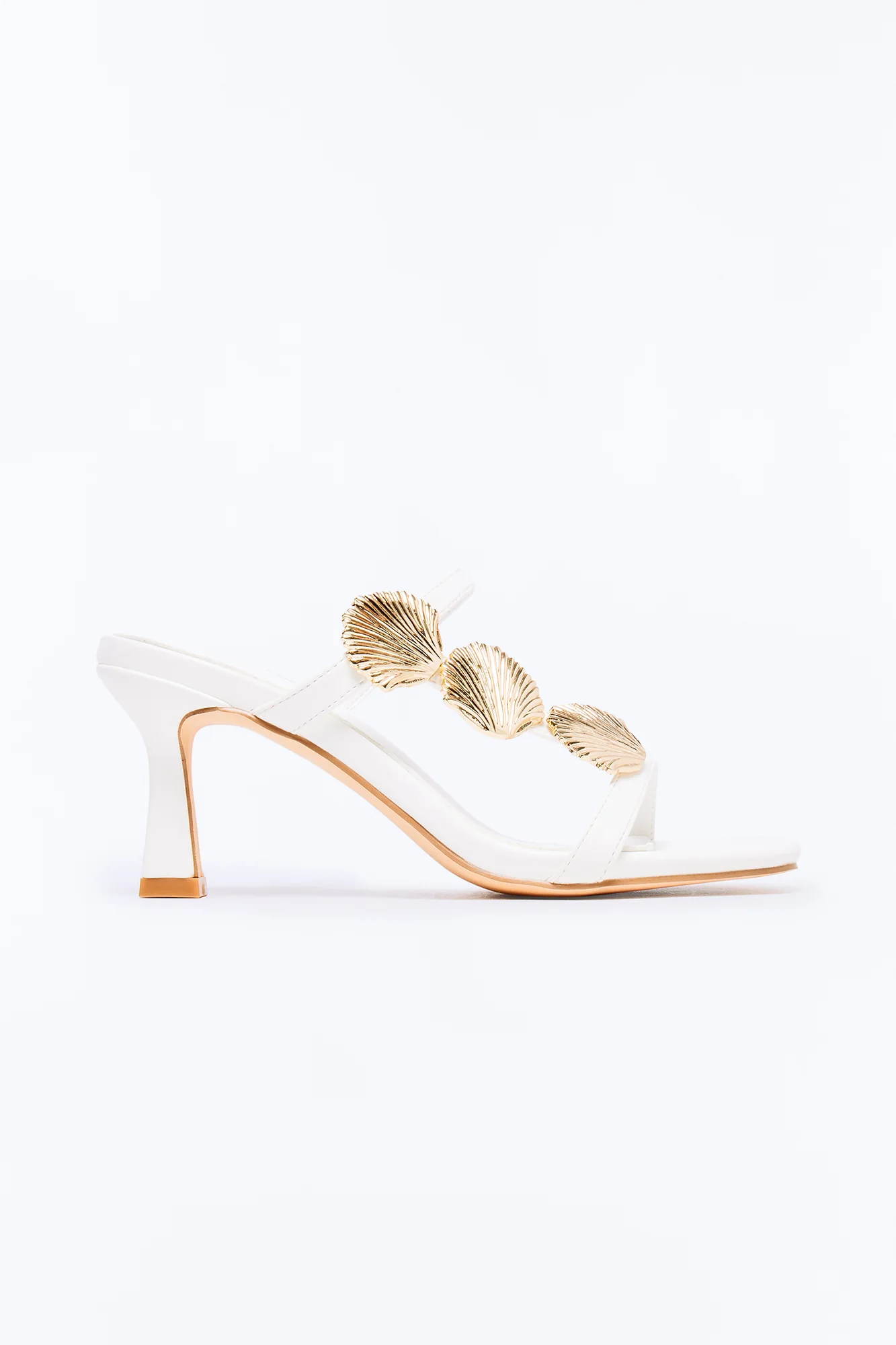 Ripple Hardware Seashell Heels - White