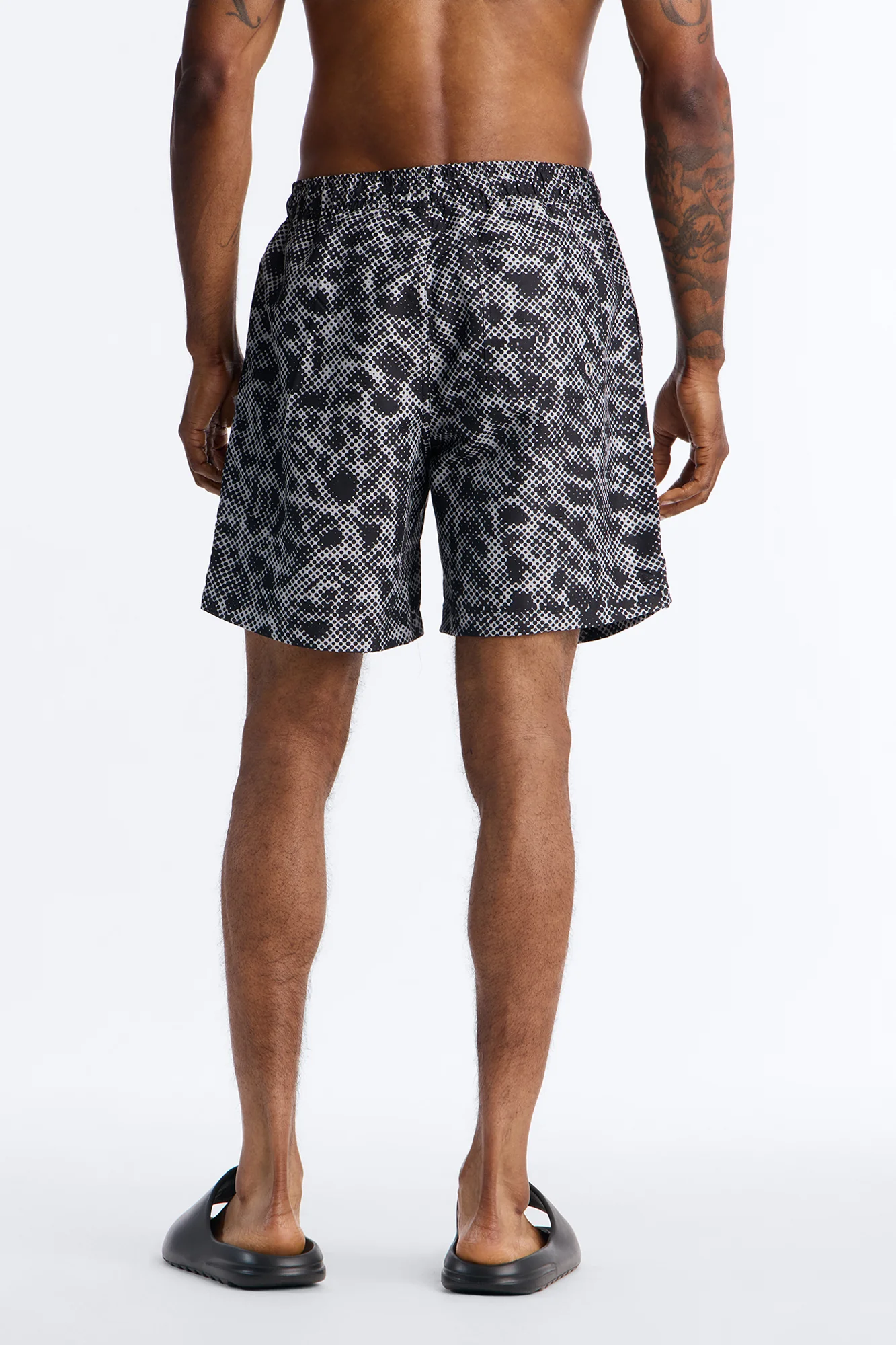 Rodman Mode Swim Trunk 7″ - Multi Color - Image 4