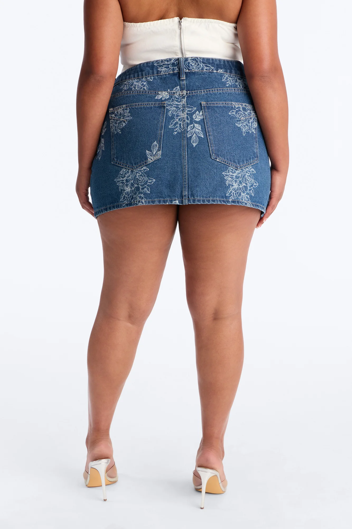 Rose Kiss Floral Print Denim Mini Skirt - Medium Wash - Image 9