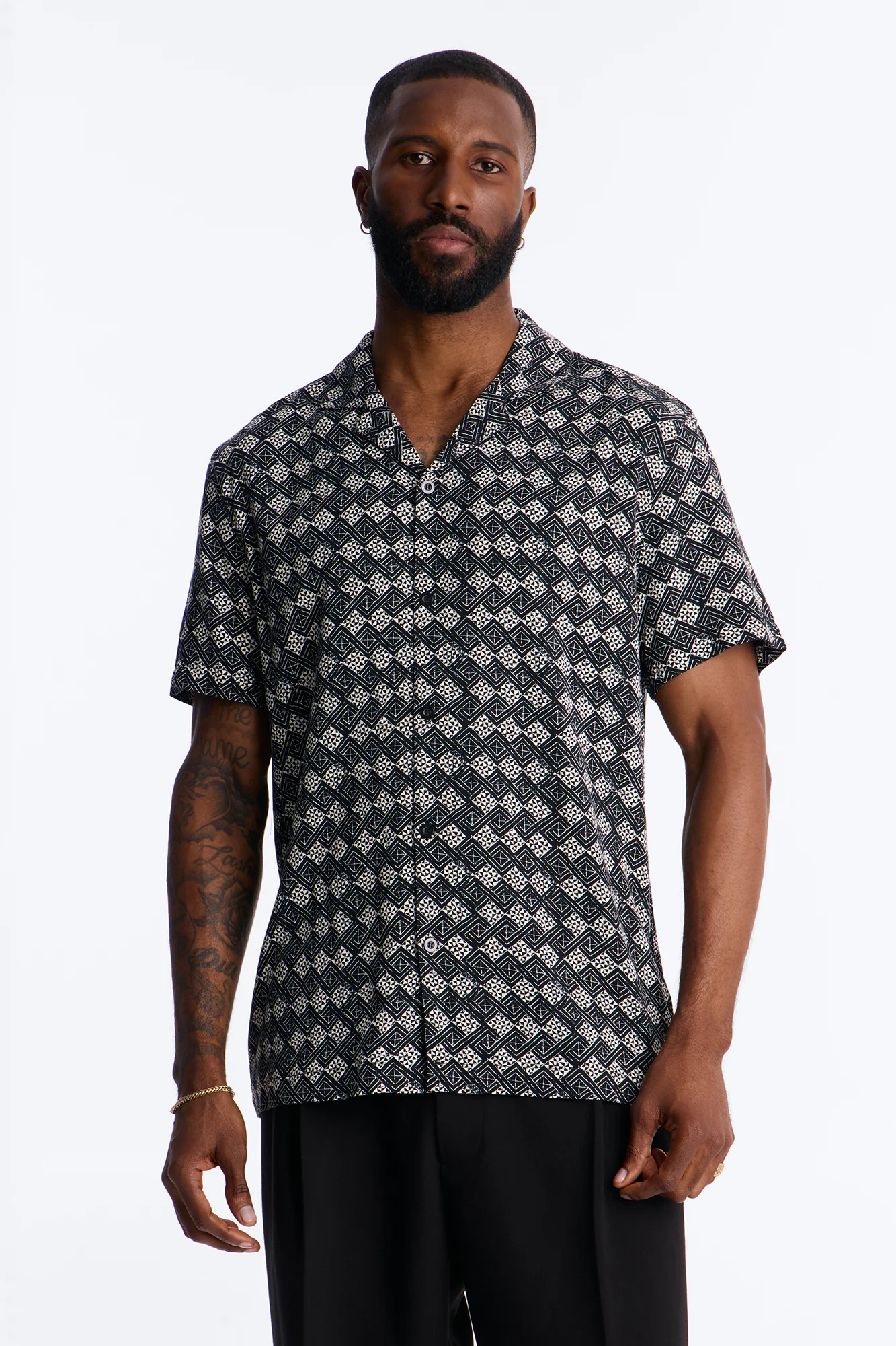 Royale Cuban Collar Button Up Shirt - Black