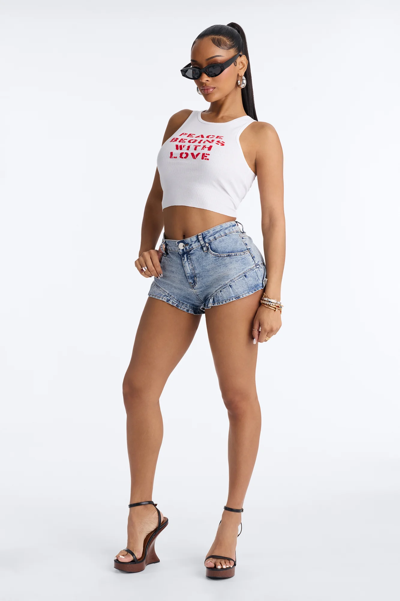 Ruffle Me Up Denim Shorts - Medium Wash - Image 2