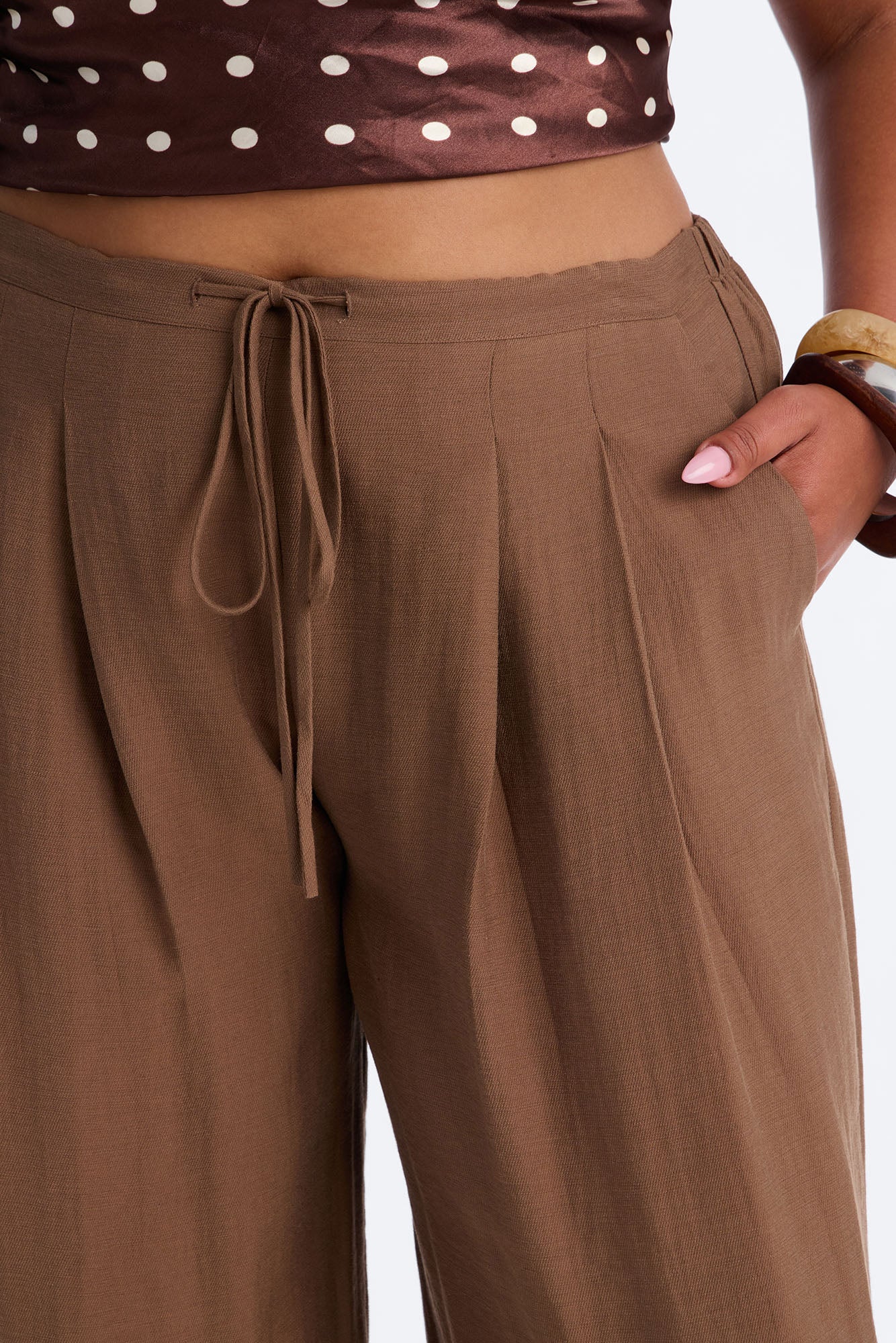 Run The City Linen Wide Leg Pants 33″ - Mocha - Image 7