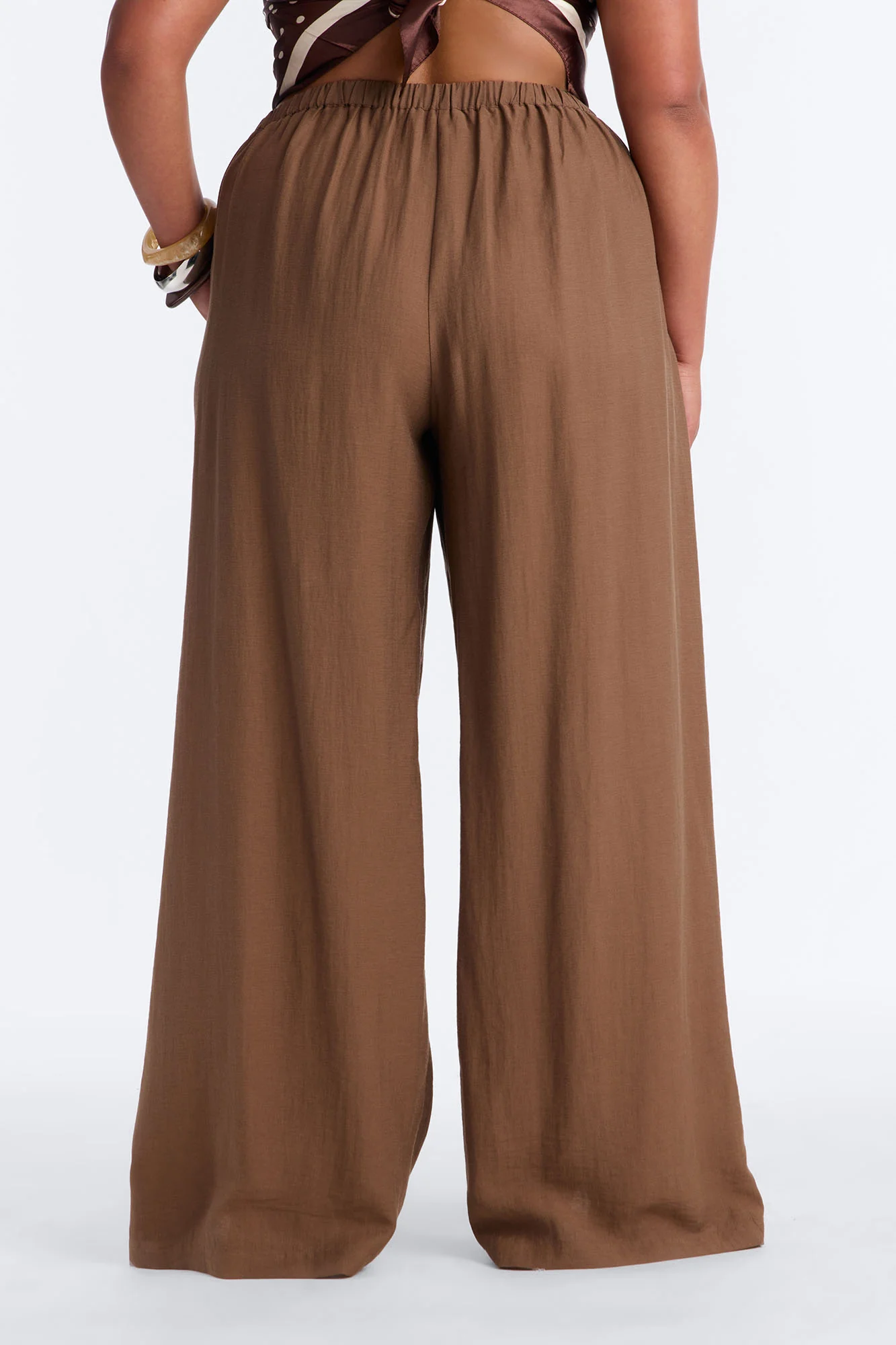 Run The City Linen Wide Leg Pants 33″ - Mocha - Image 8