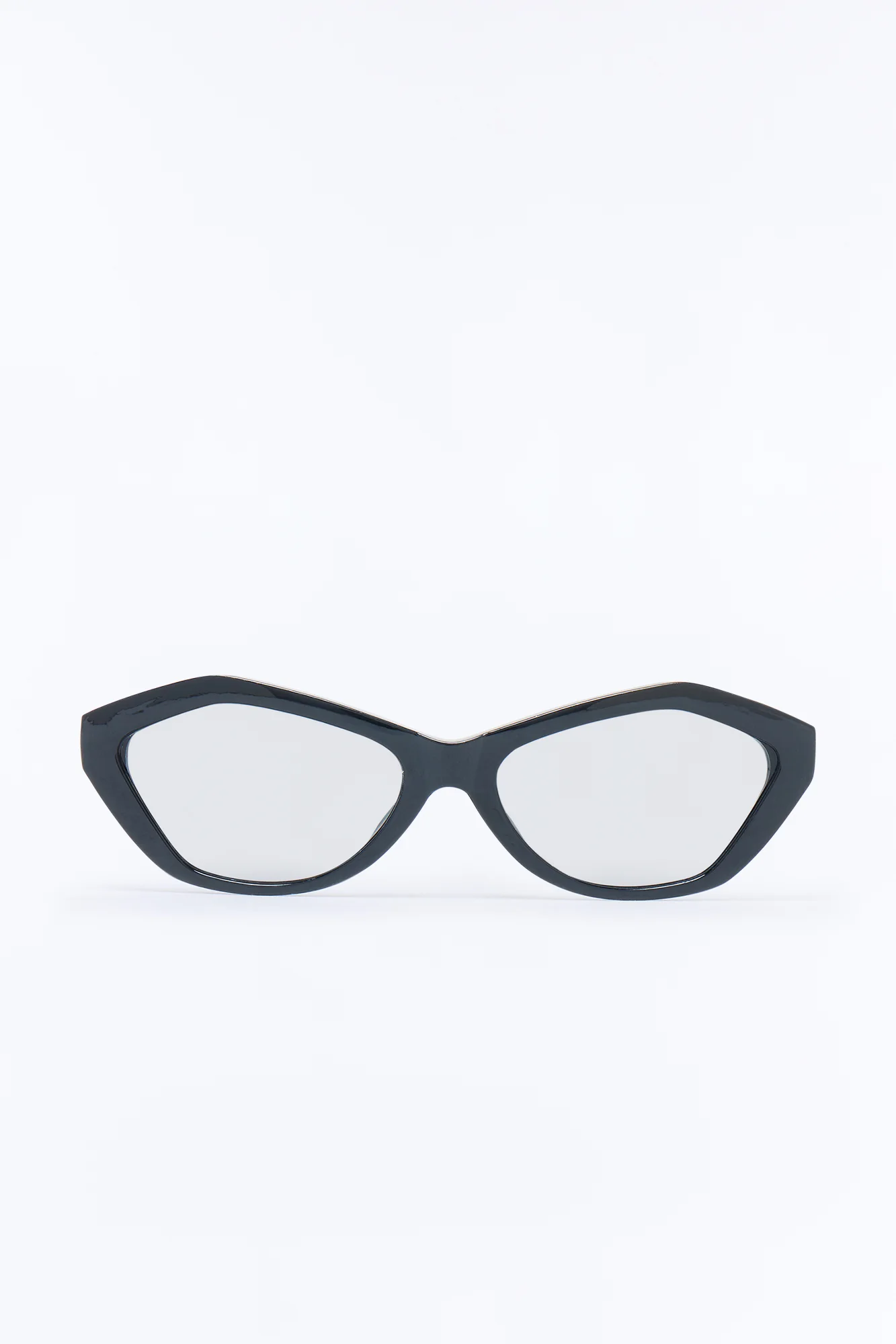 Runway Rays Sunglasses - Black - Image 2