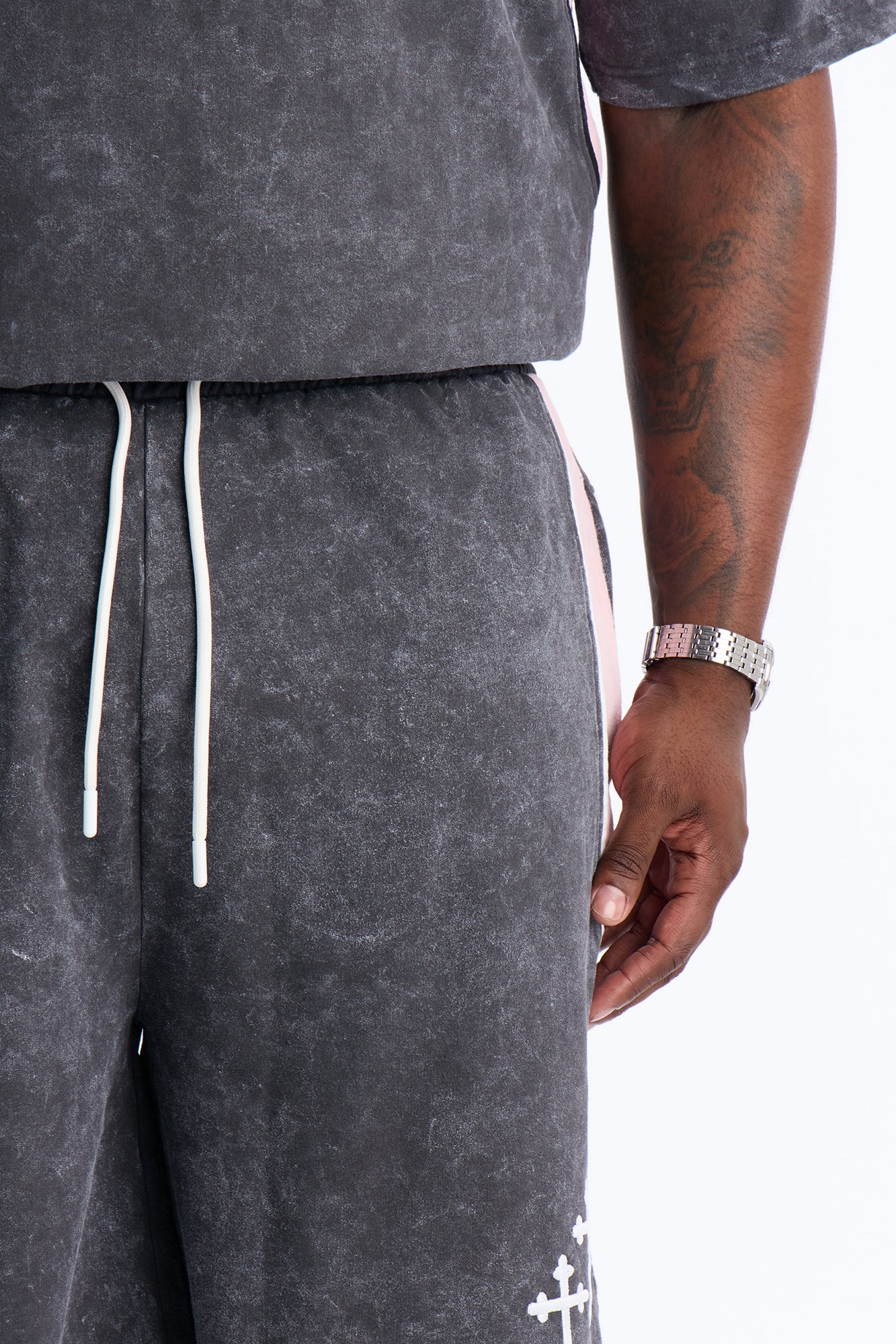 Sacred Embroidery Paneled Sweatshorts - Black - Image 6
