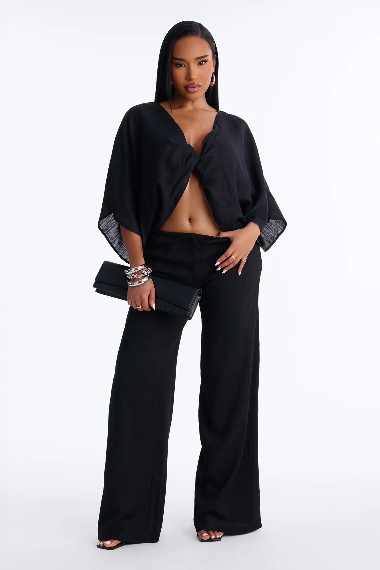 Sadie Low Rise Textured Wide Leg Pant 33″ - Black