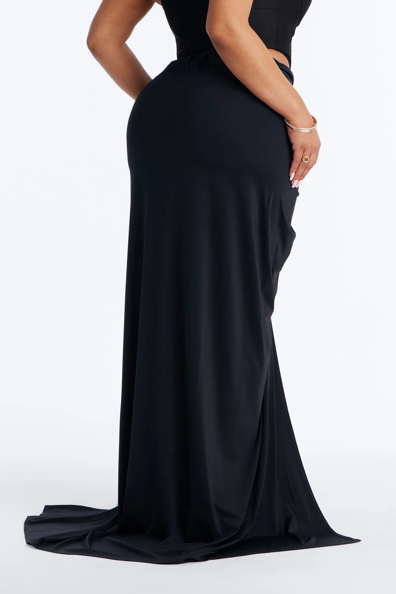 Sarabella Ruched High Slit Maxi Skirt - Black - Image 8