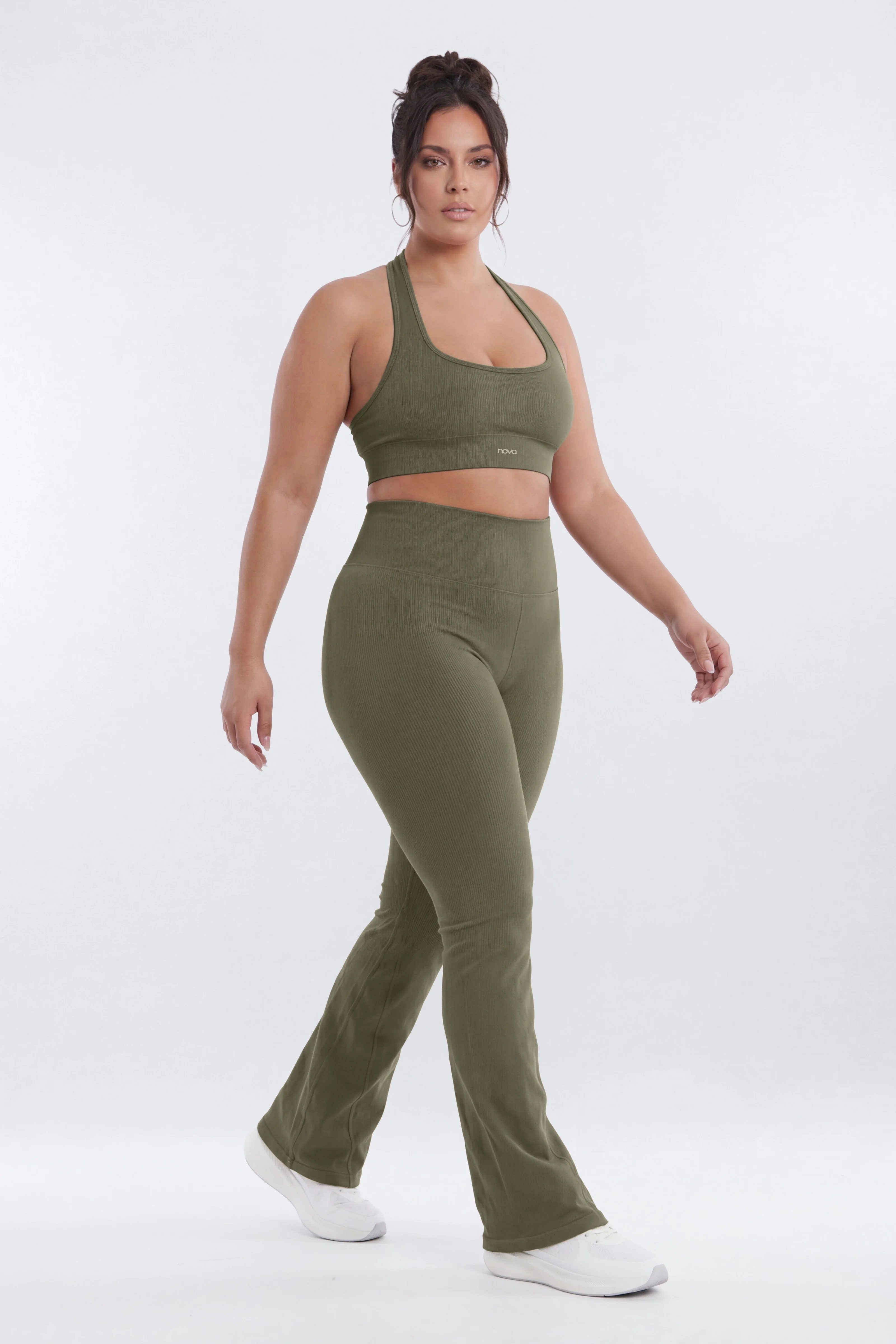 SeamlessLift™ 32″ High Rise Flare Legging - Moss - Image 5