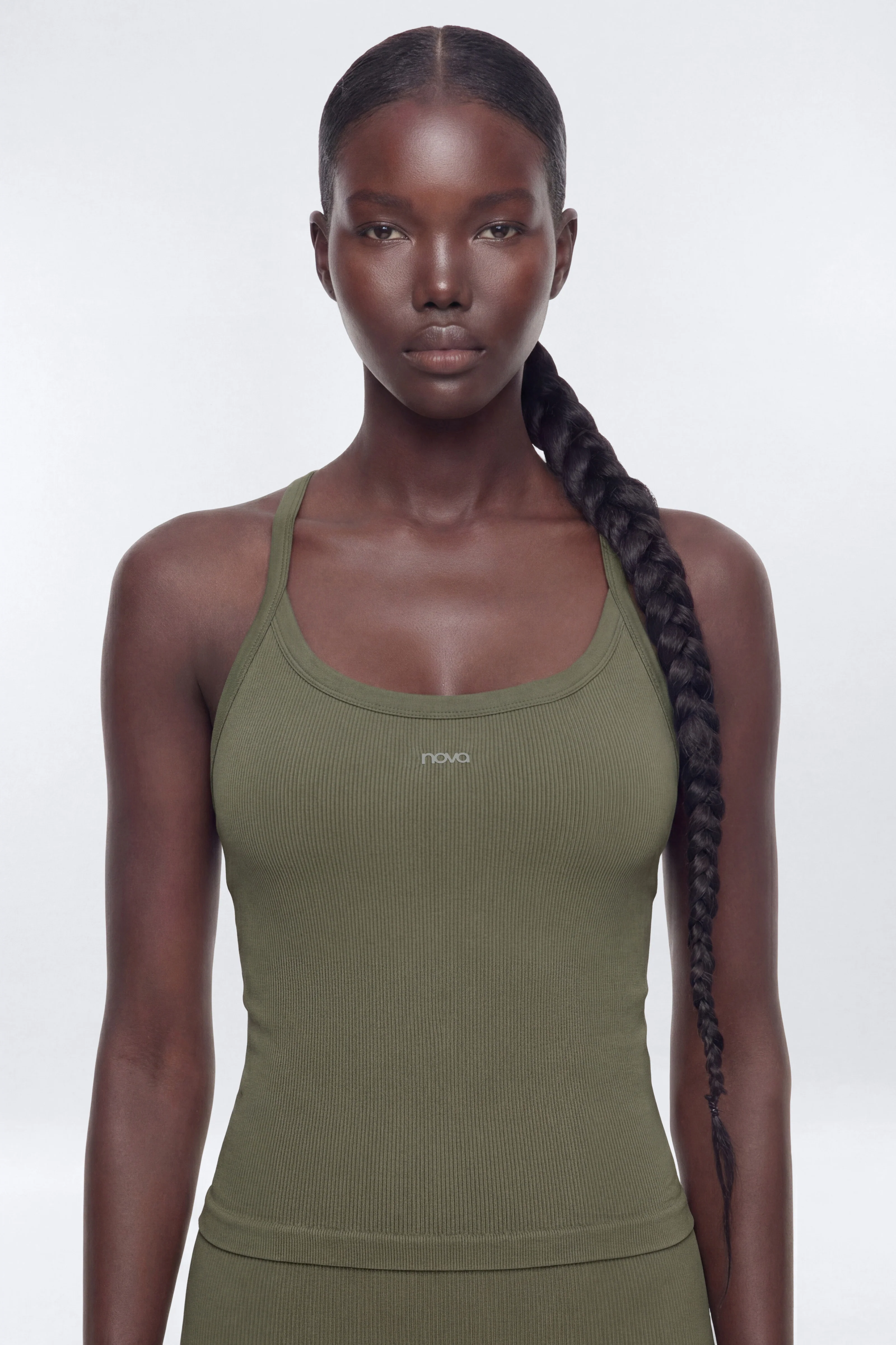 SeamlessLift™ Y Back Sports Top - Moss