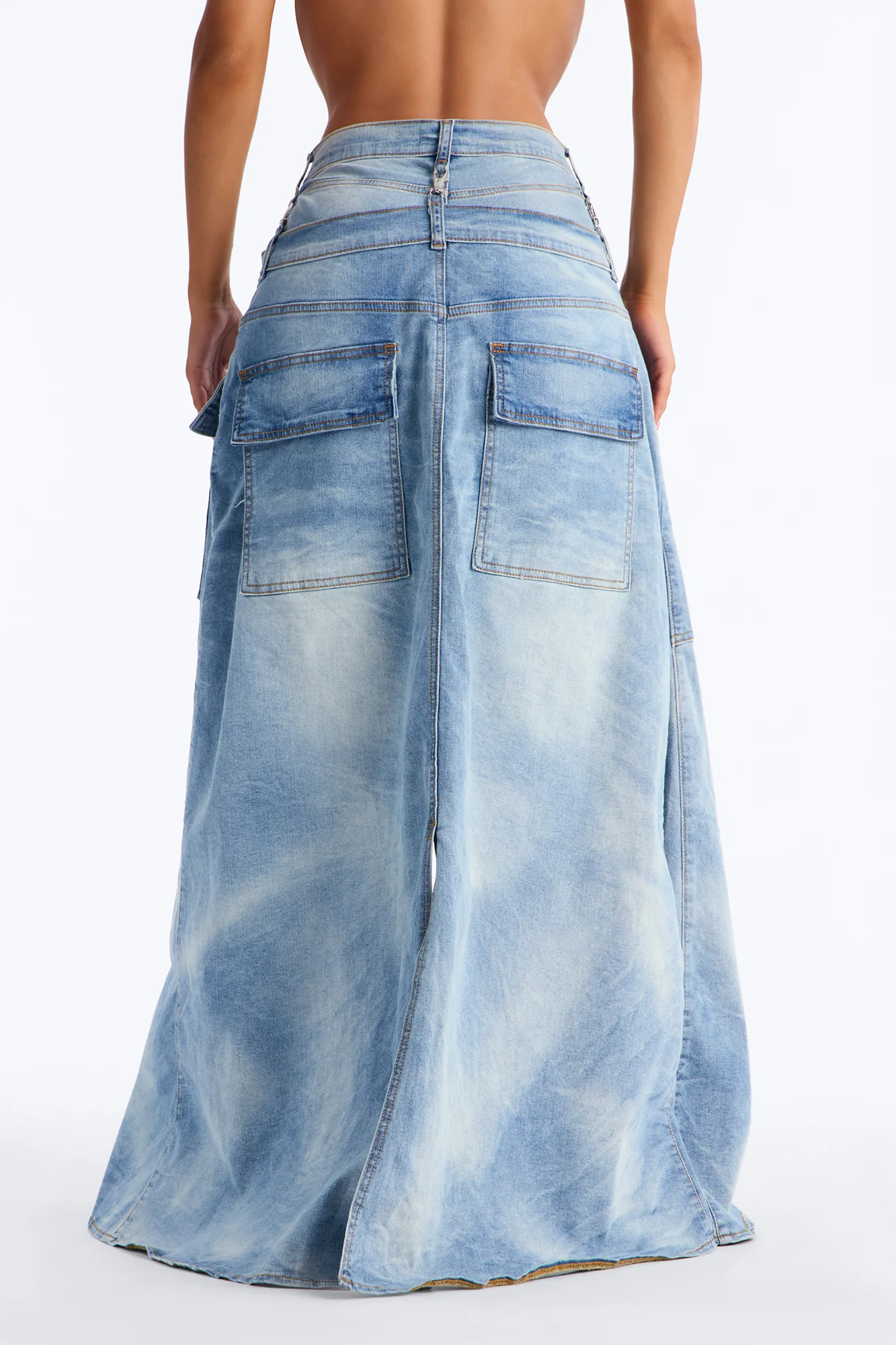 Serving Looks Cargo Overlay Stretch Straight Leg Jeans - Medium Wash - Image 7