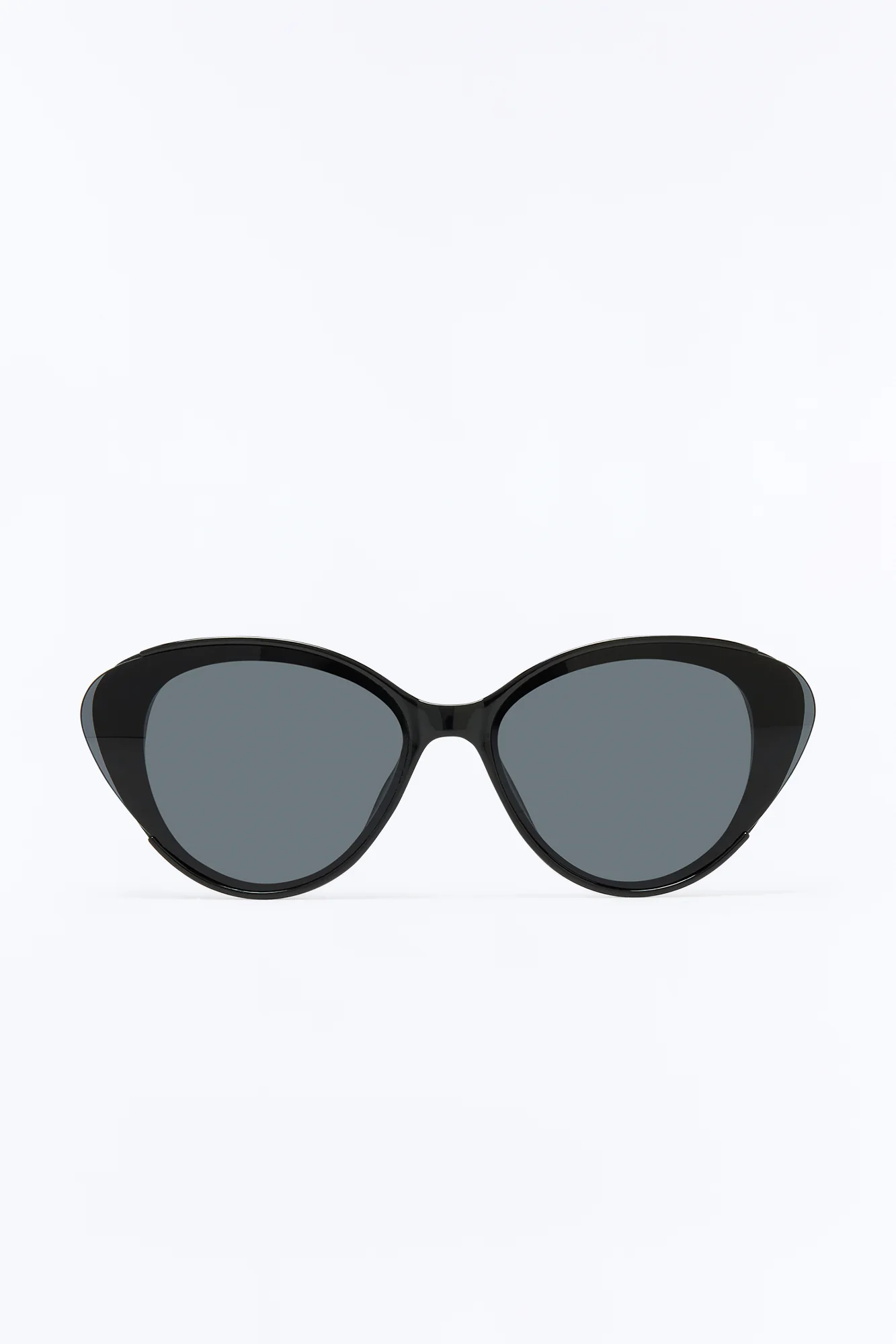 She Is The One Sunglasses - Black - Image 3