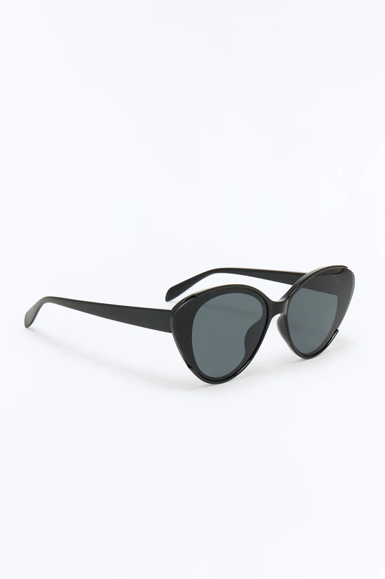 She Is The One Sunglasses - Black - Image 4