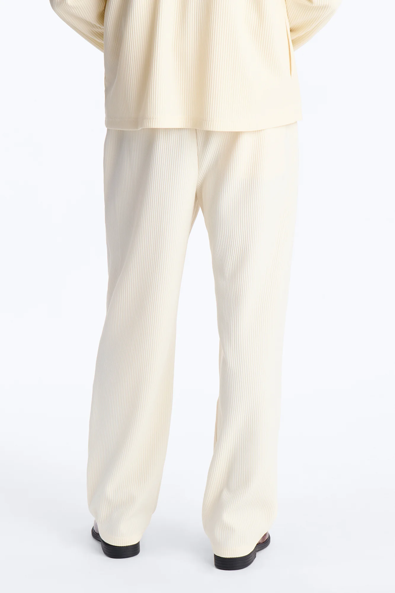 Show Up Straight Pleated Casual Trouser - Cream - Image 5