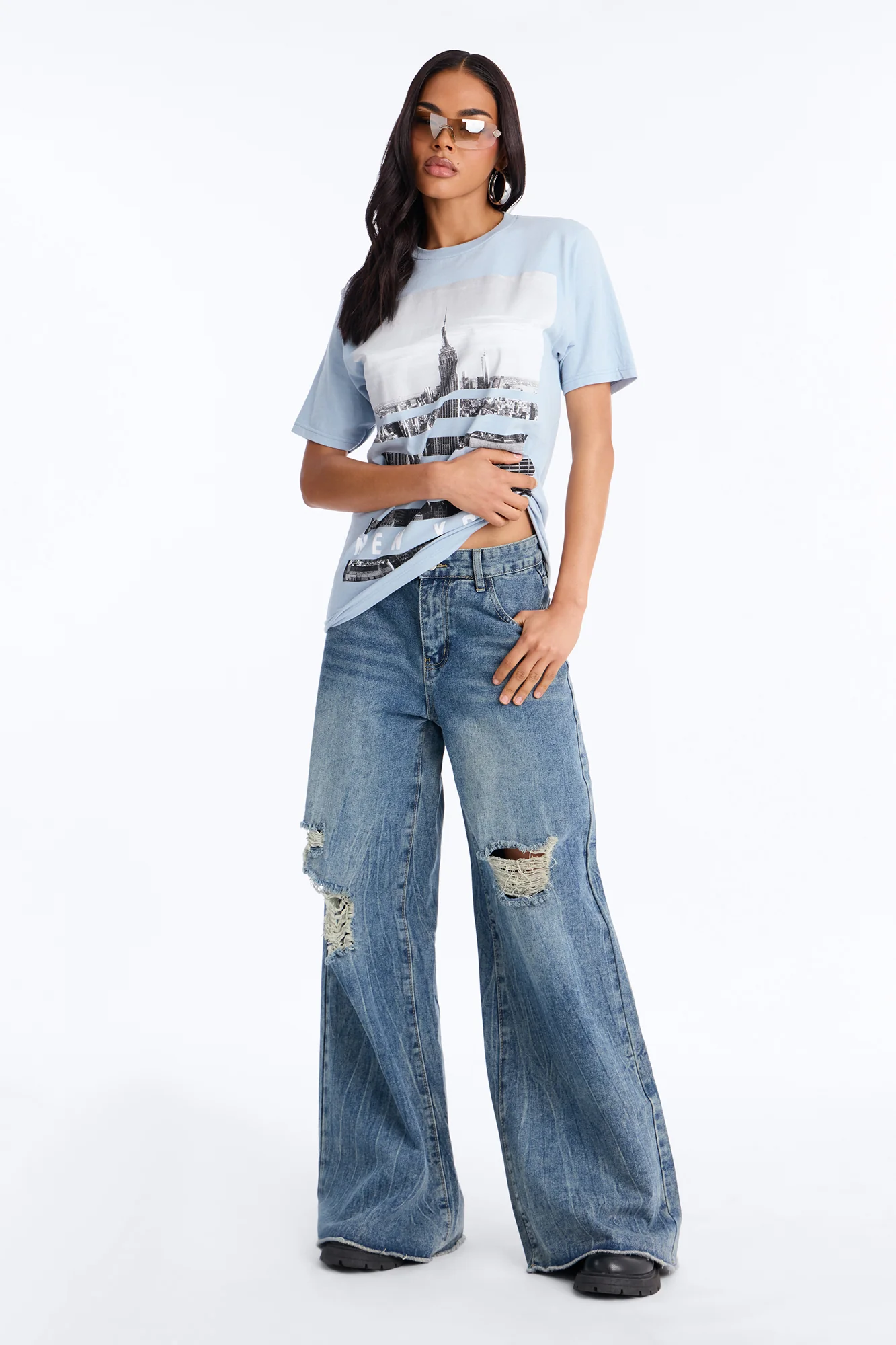 Skyline Views New York Tee - Light Blue - Image 2