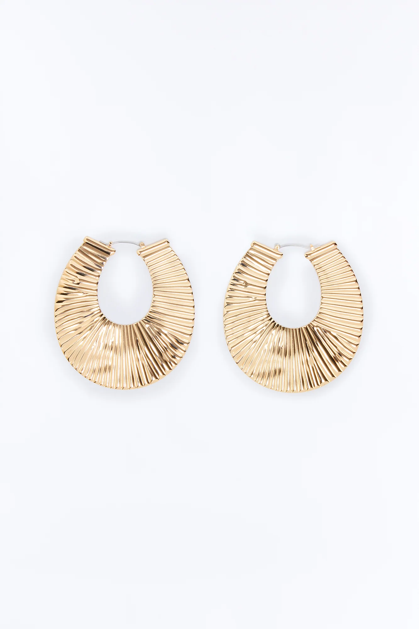Sleek Hoop Earrings - Gold - Image 3
