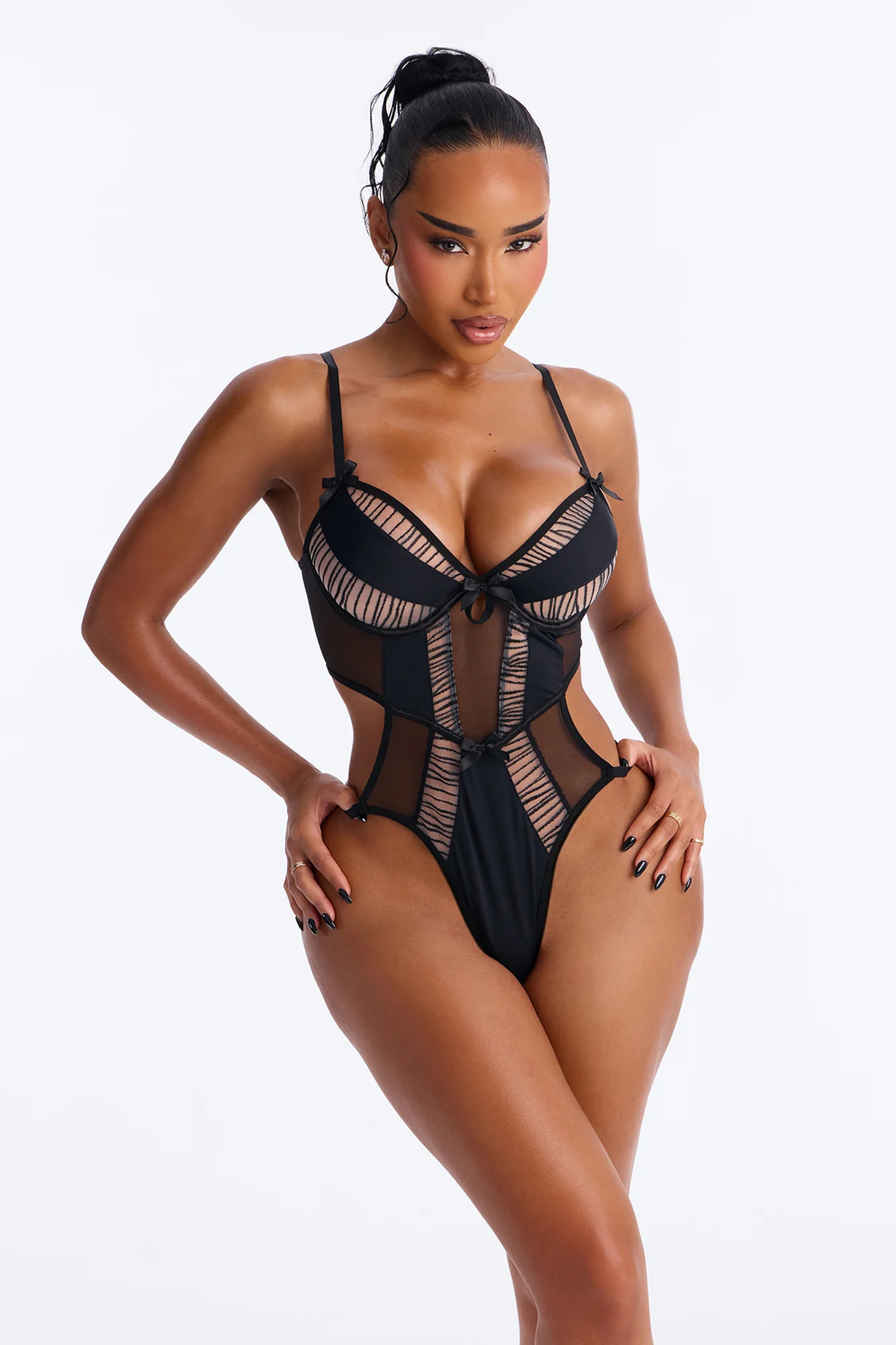 So Darling Mesh Crotchless Teddy - Black