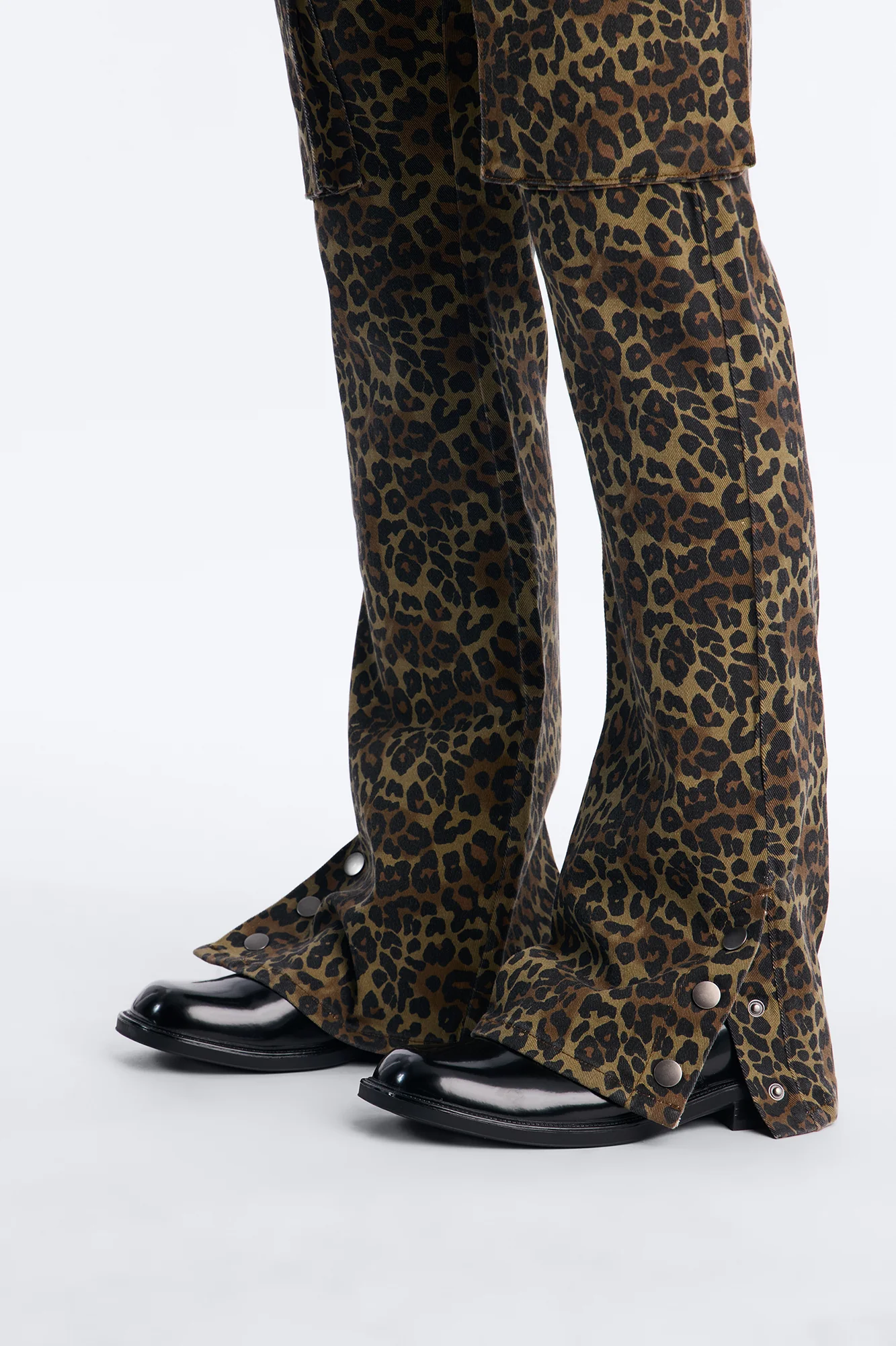 Stacked Slim Flare Wildin Out Snap Slit Jean - Brown - Image 4