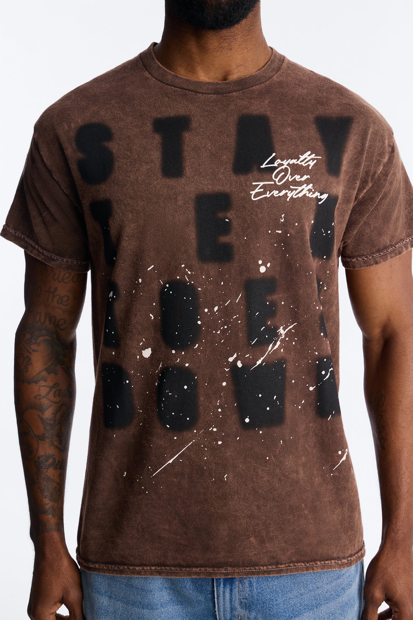 Stay Ten Toes Down Short Sleeve Tee - Chocolate - Image 3