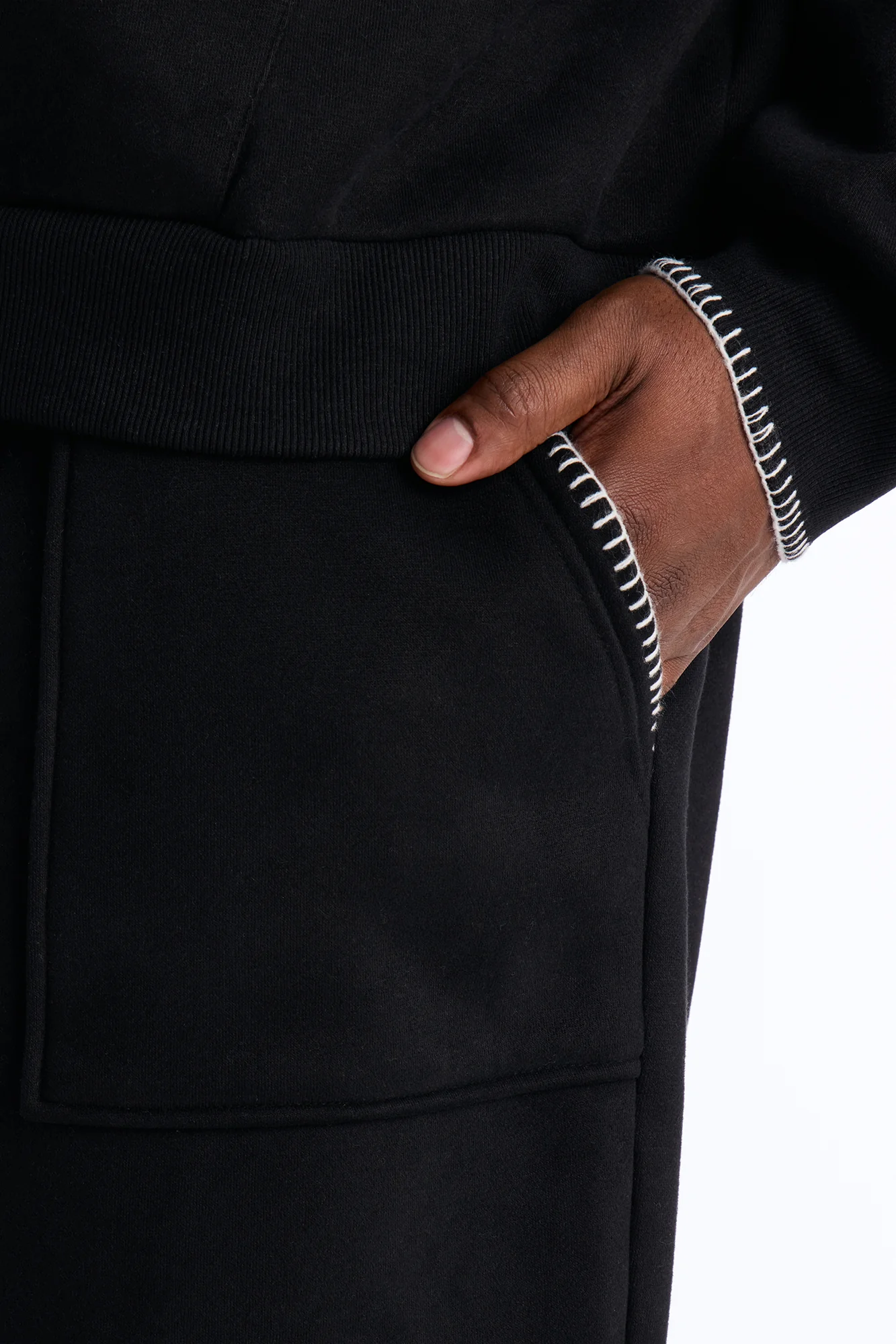 Straight Contrast Blanket Stitch Sweatpants - Black - Image 7
