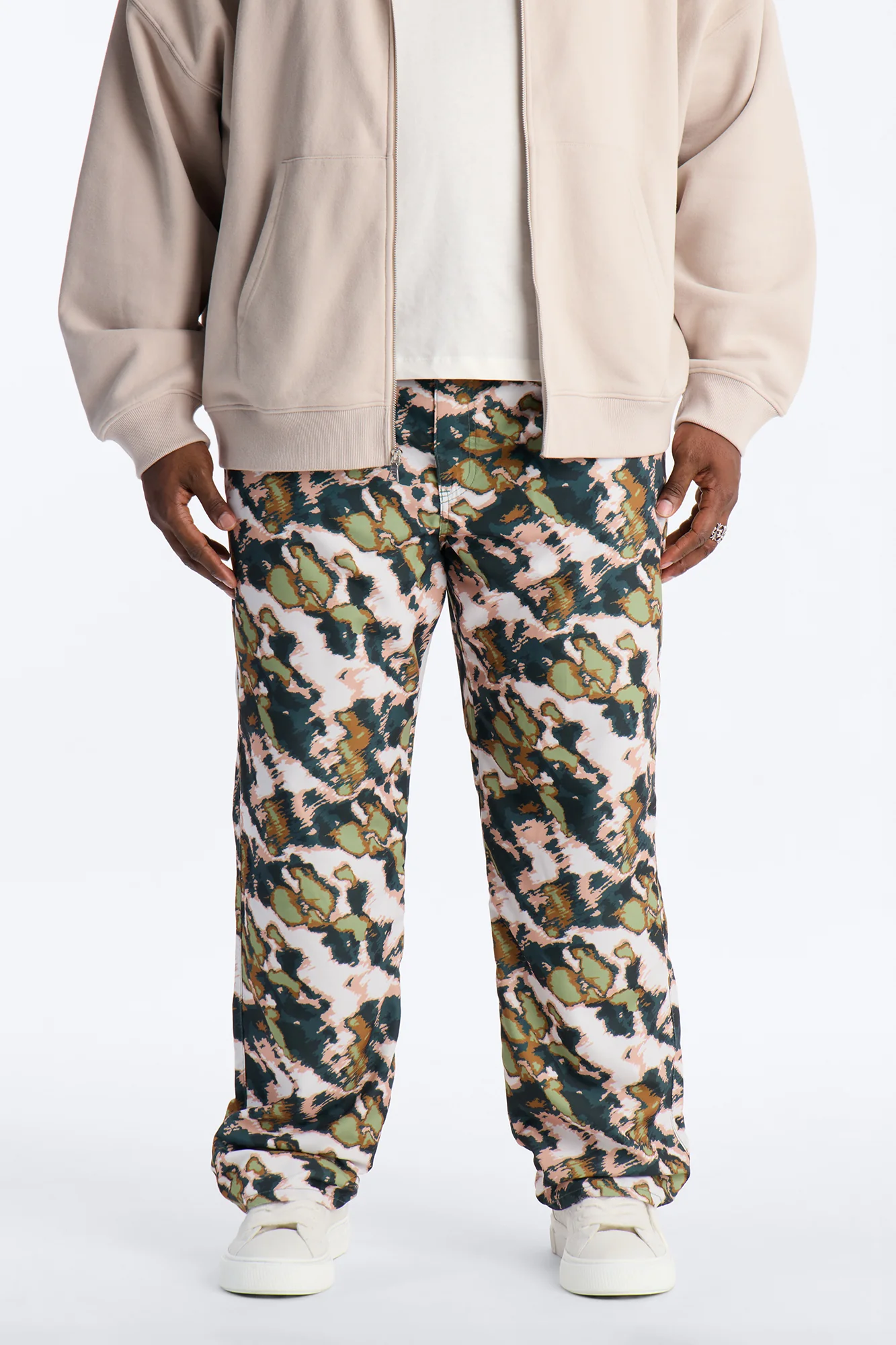 Straight Distorted Print Pant - Green - Image 5