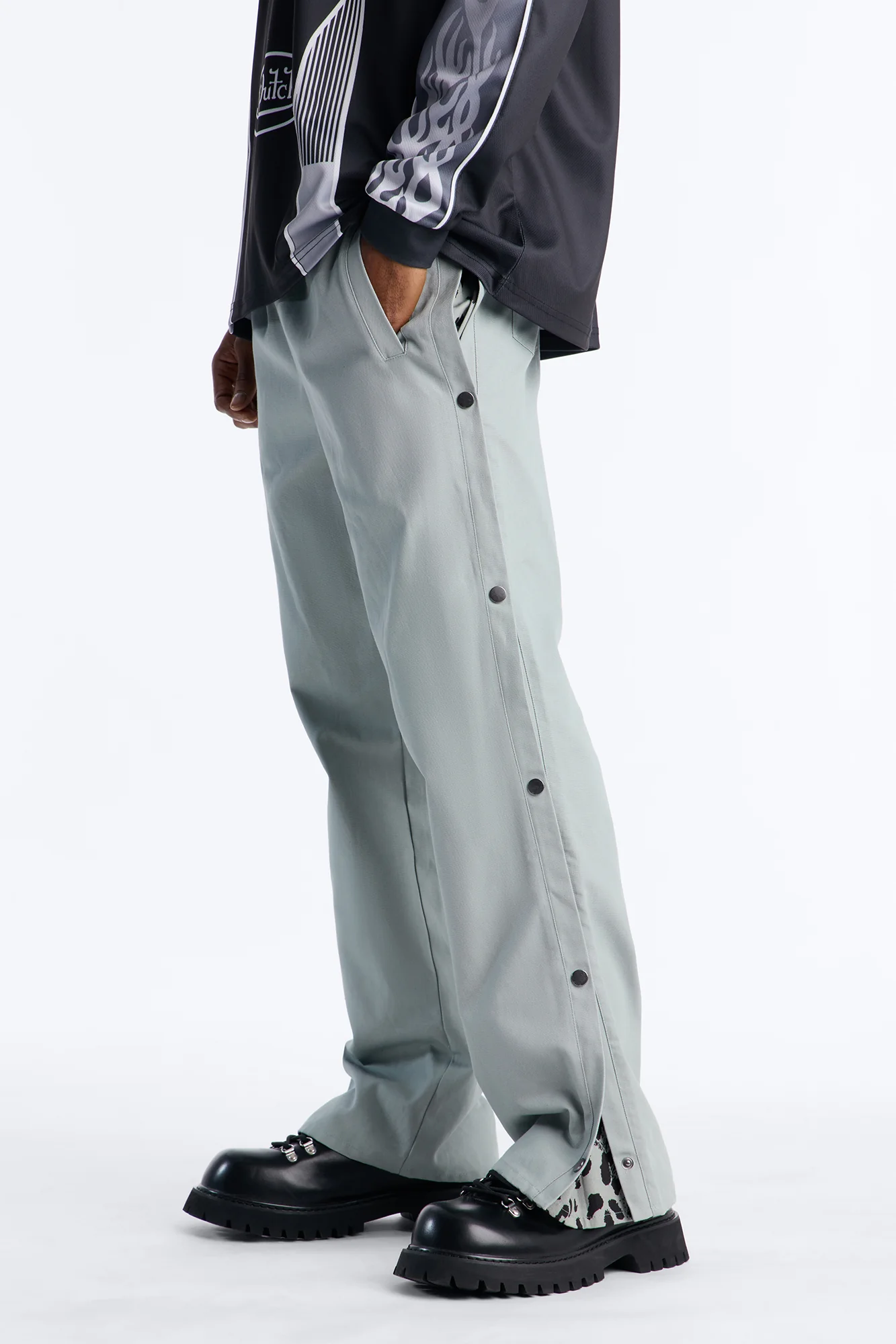 Straight Print Hint Studded Pant - Grey