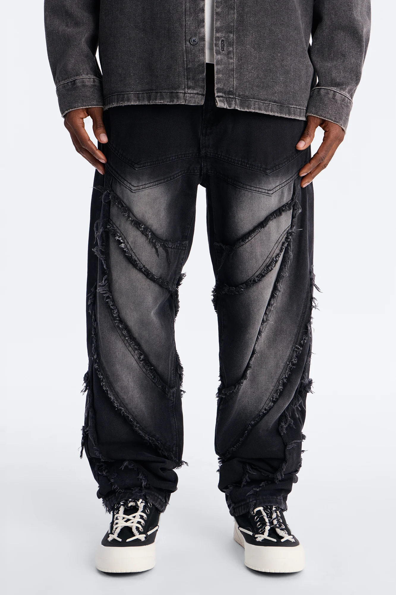 Straight Street Fray Jeans - Black Wash