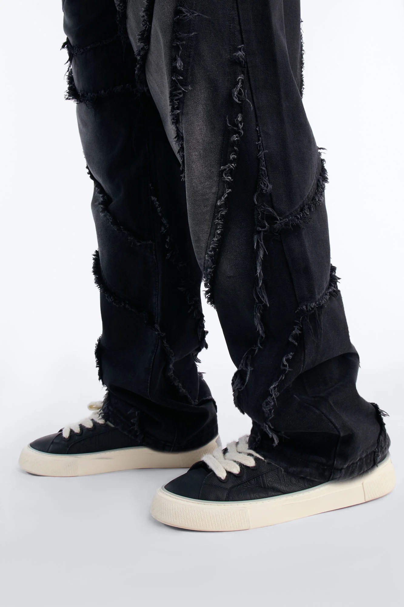 Straight Street Fray Jeans - Black Wash - Image 10