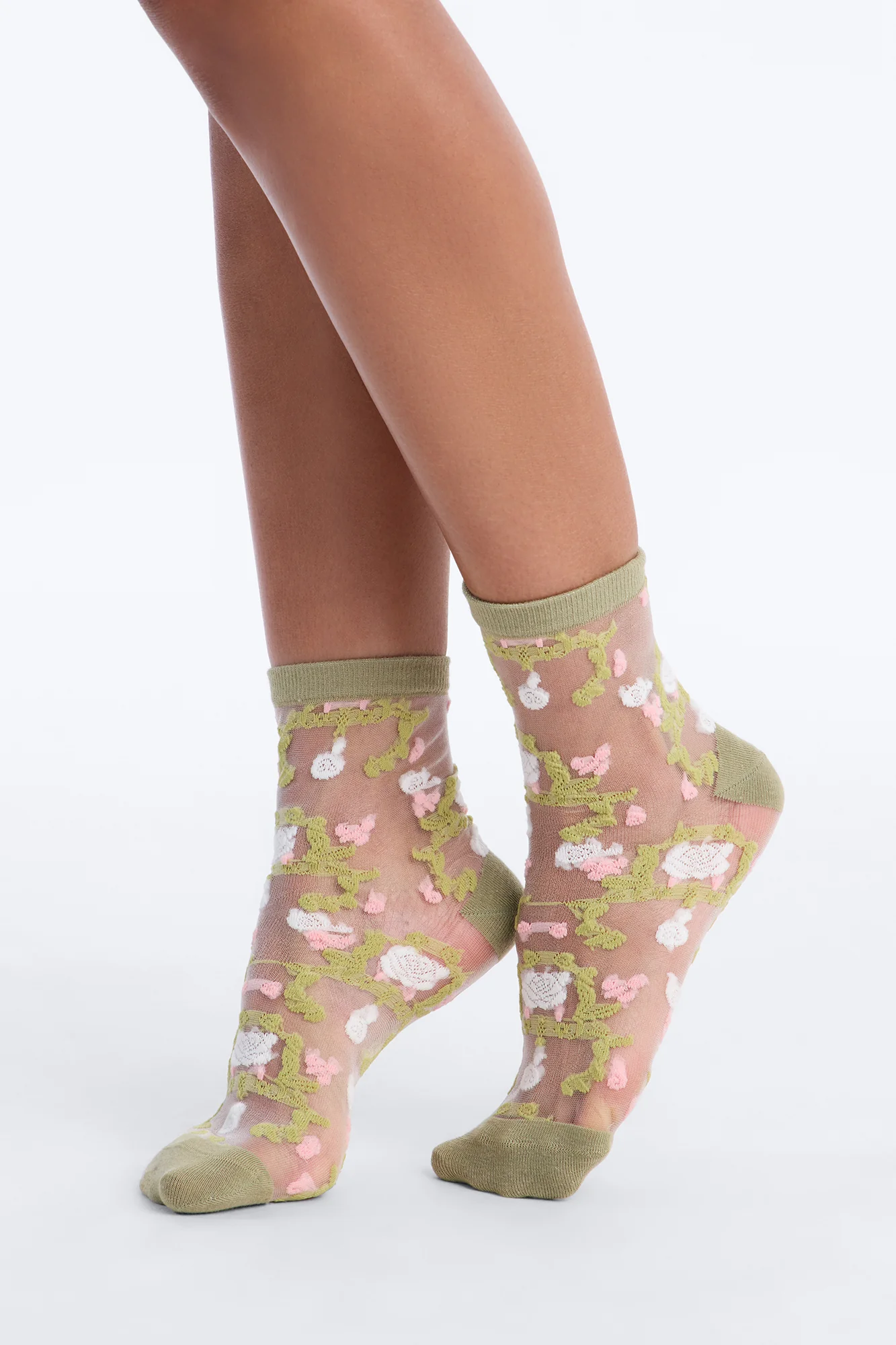 Summer Fields Sheer Crew Socks - Green/combo