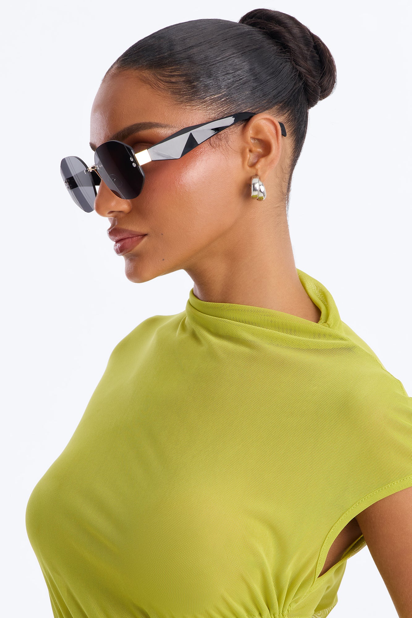 Sun Crush Sunglasses - Black - Image 2