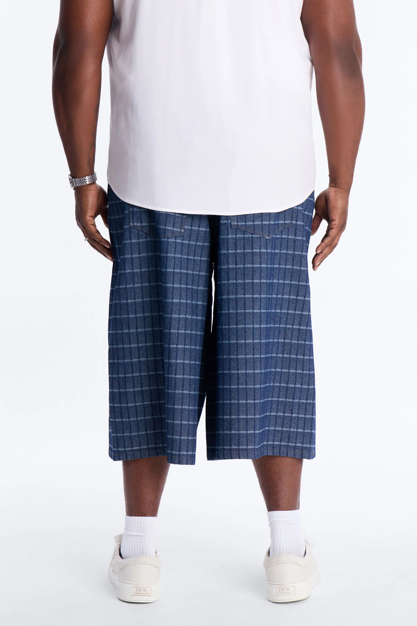 Super Baggy Gridlock Denim Short - Dark Wash - Image 8