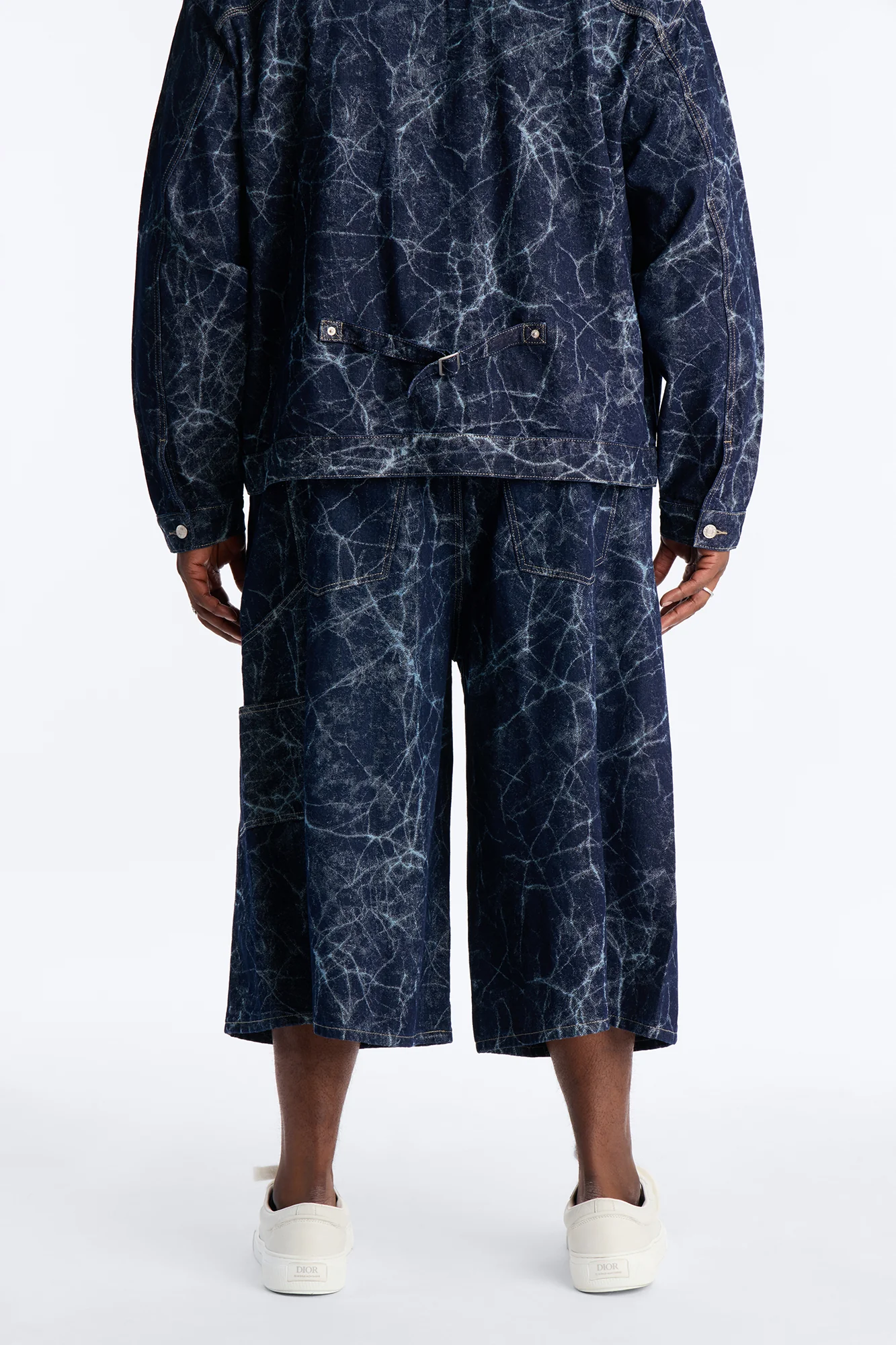 Supper Baggy Marble Flow Denim Short - Dark Wash - Image 8
