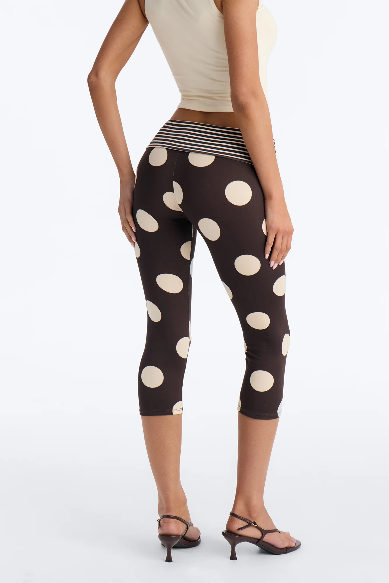 Tammy Mid Rise Polka Dot Capri Legging - Brown/combo - Image 3