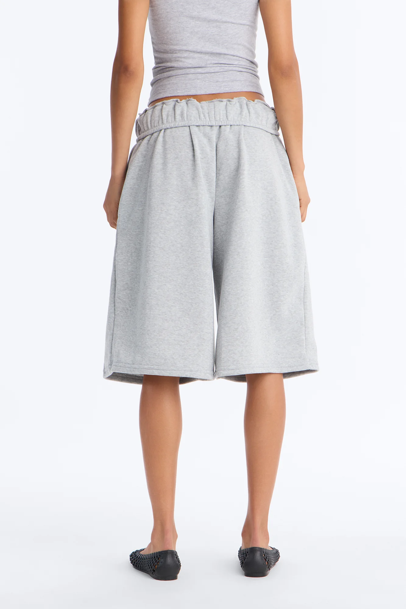 Tessa Fleece Sweatshort - Heather Grey - Image 4