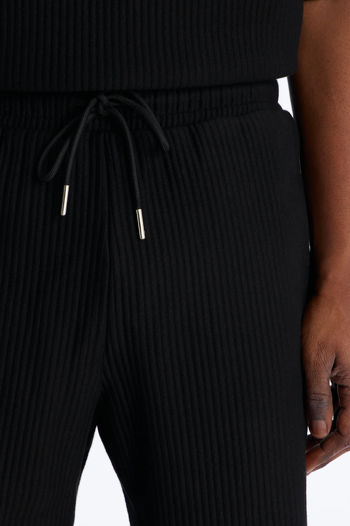 Textured Relaxed Sweatshort - Black - Image 3