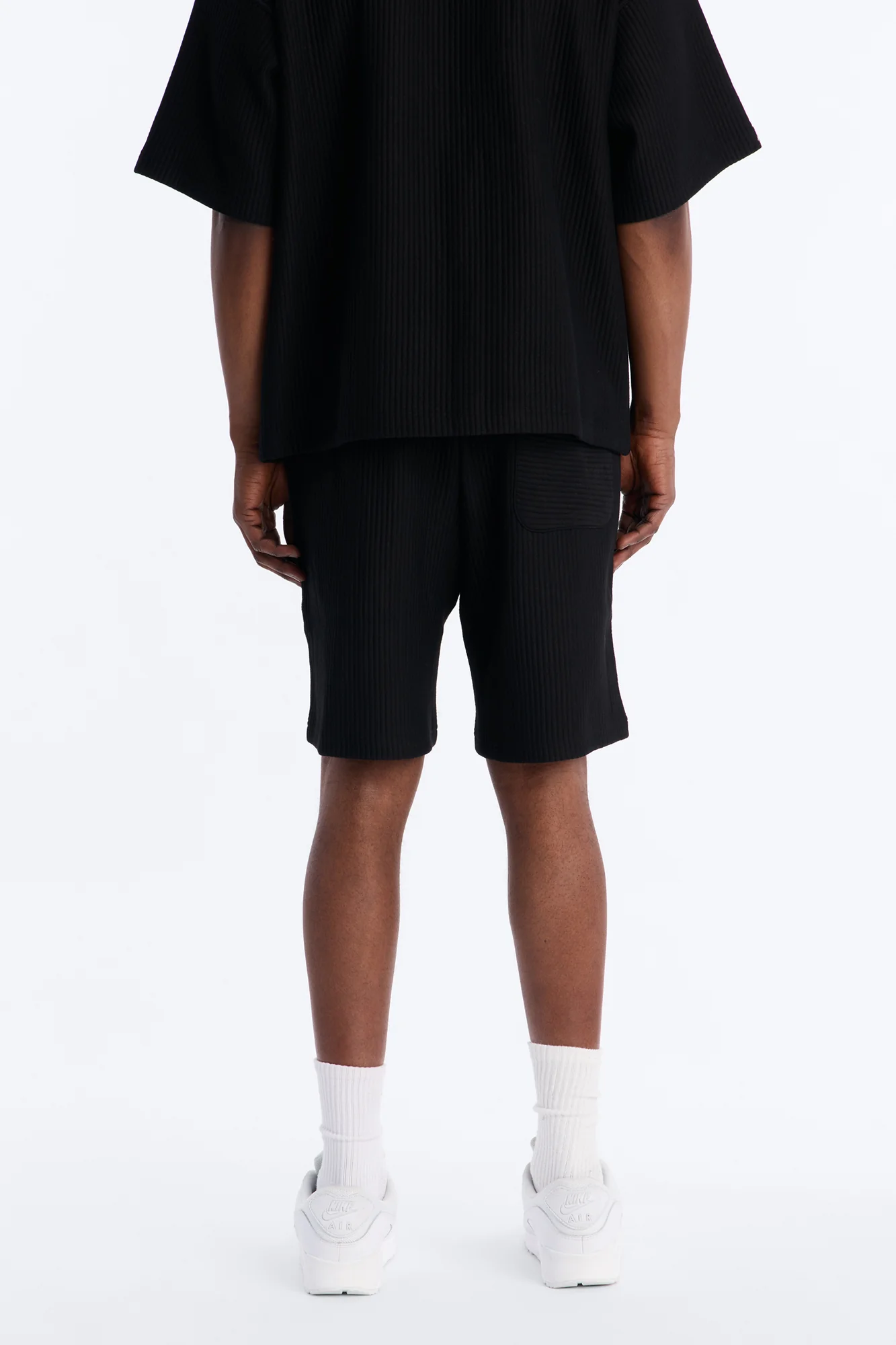 Textured Relaxed Sweatshort - Black - Image 4