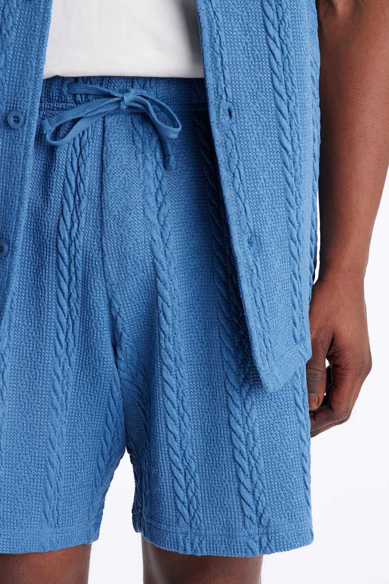 Textured Stripes Relaxed Drawstring Shorts - Blue - Image 3