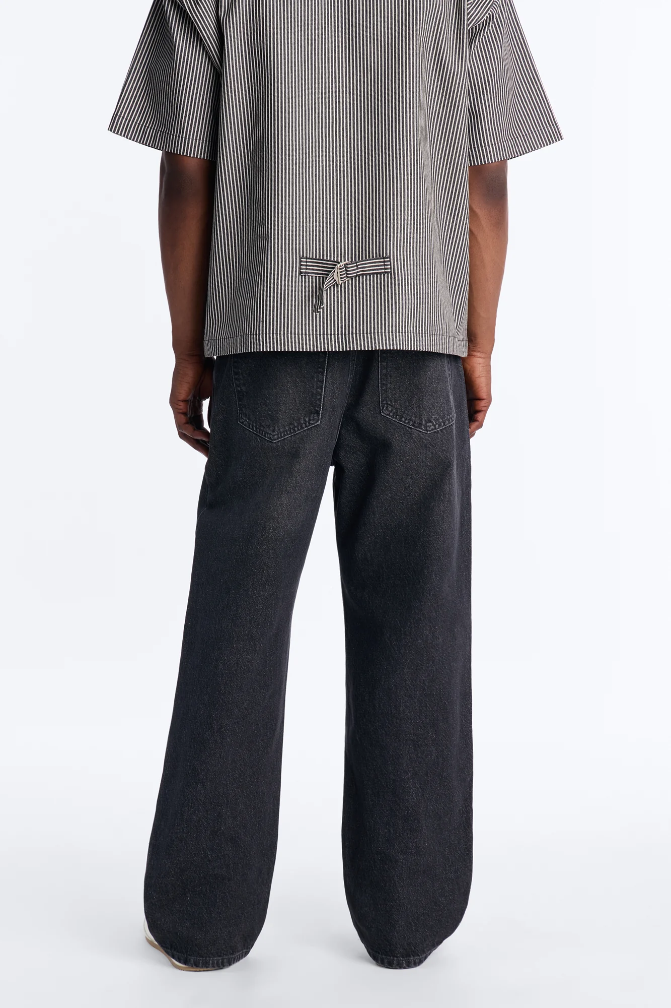 The Staple Baggy Jean - Black Wash - Image 4