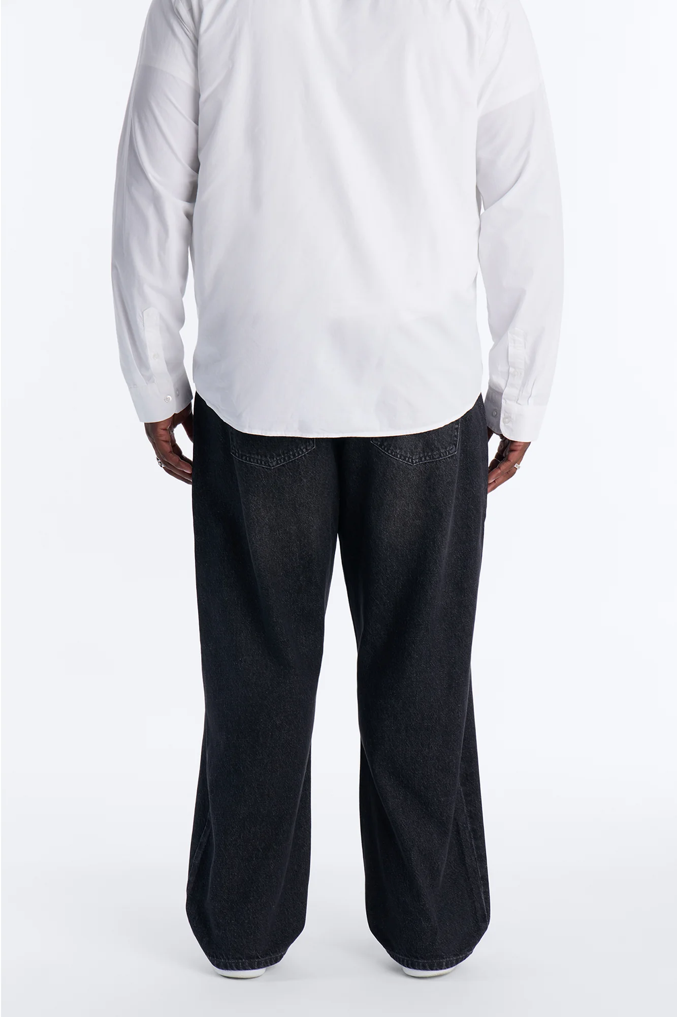 The Staple Baggy Jean - Black Wash - Image 8
