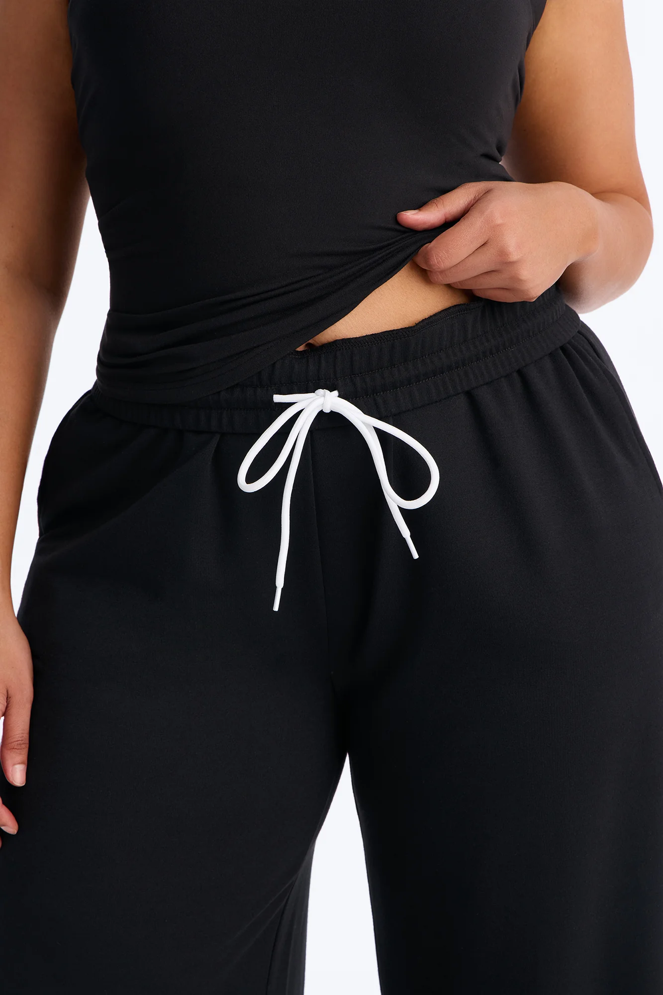 Tiana Wide Leg Pant Set - Black - Image 7