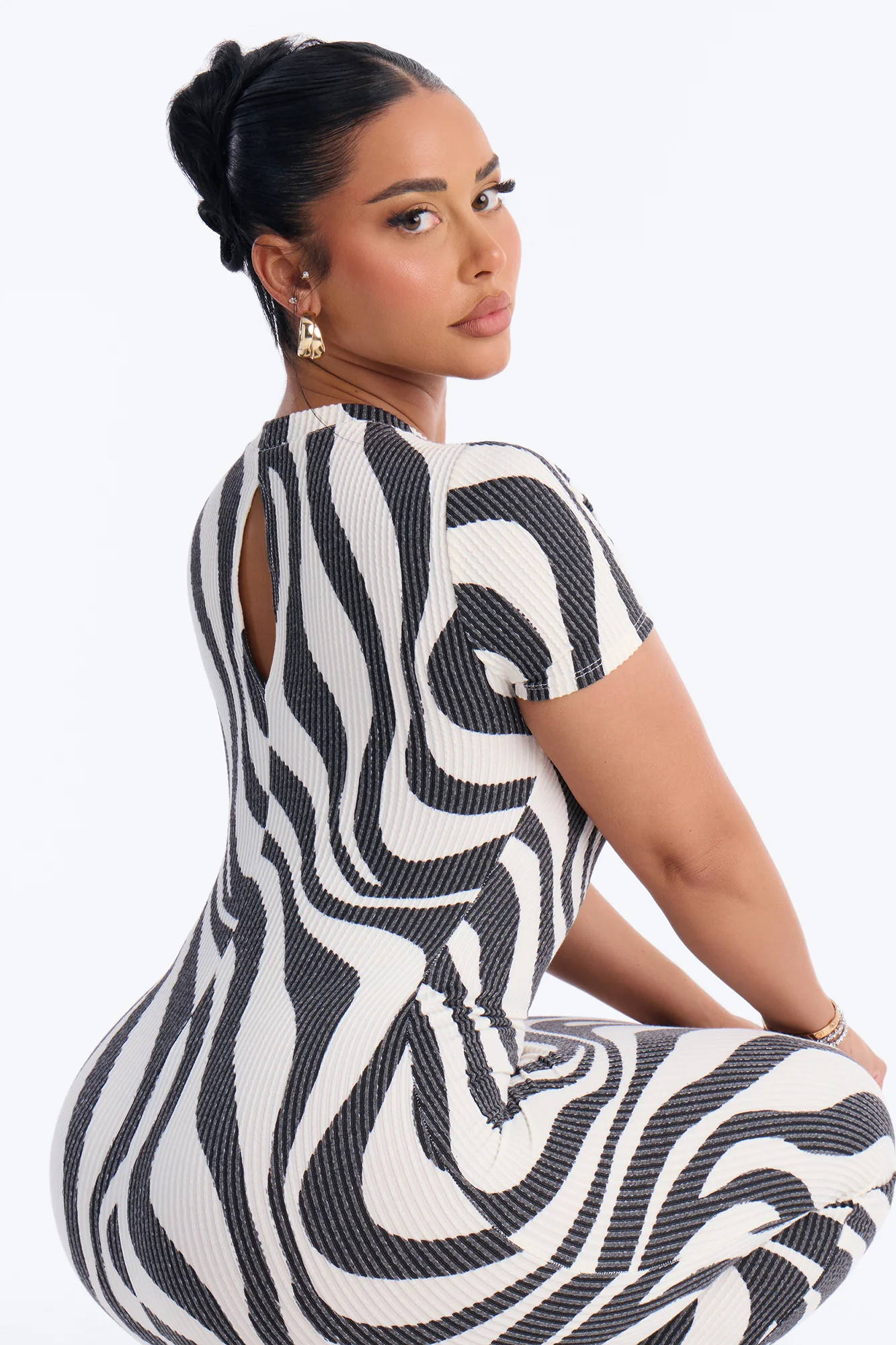 Trina Short Sleeve Ribbed Maxi Dress - Black/White - Image 3