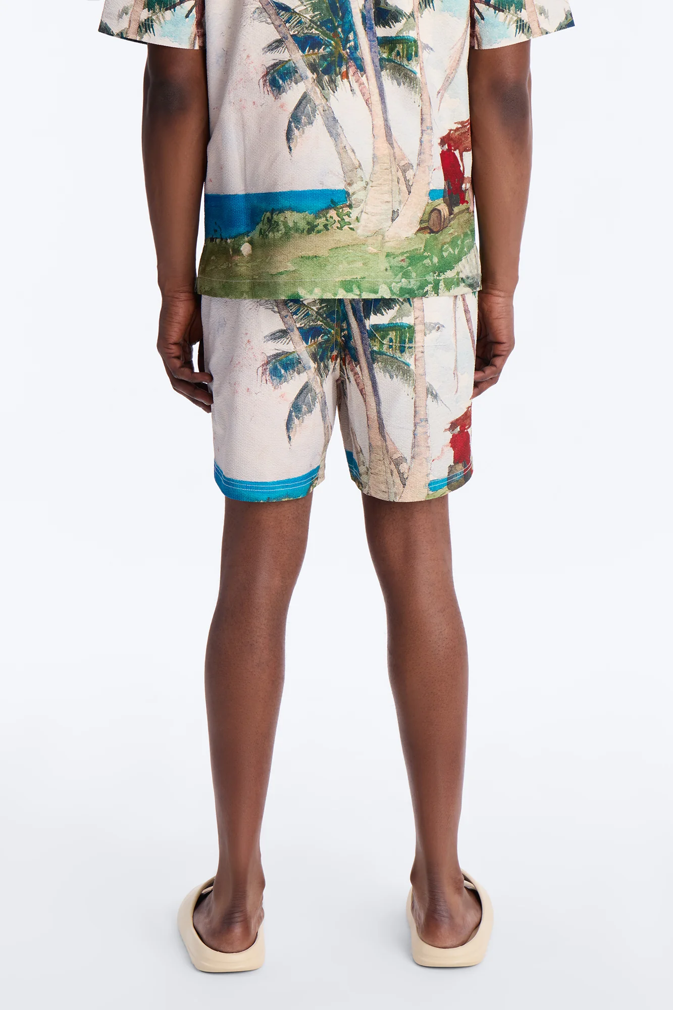 Tropical Get Away Printed Seersucker Swim Trunk 6″ - Multi Color - Image 5