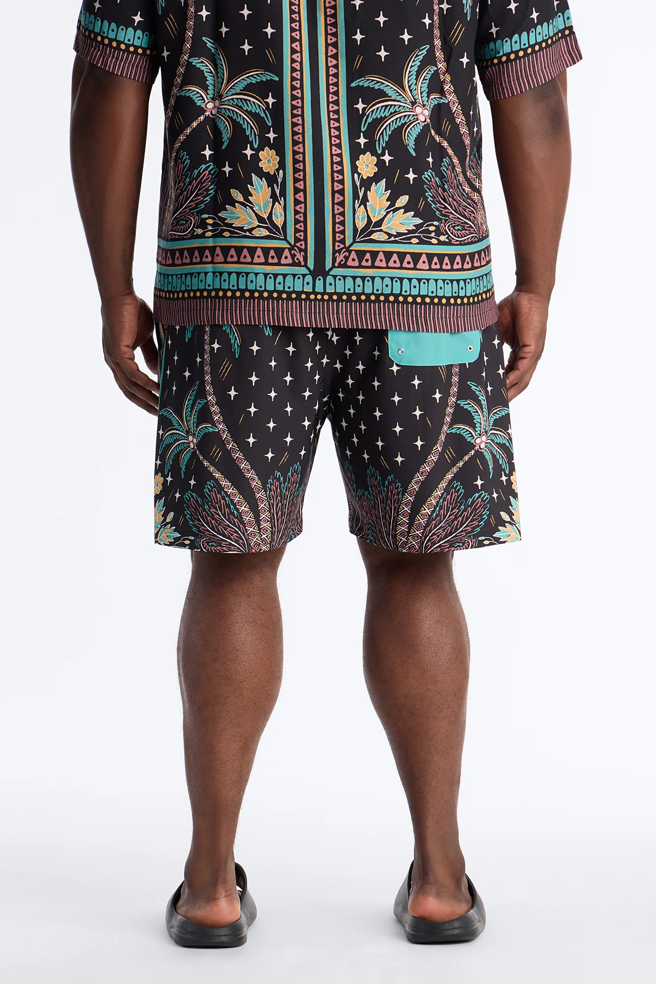 Tropical Twilight Resort Swim Trunk 7″ - Black - Image 8