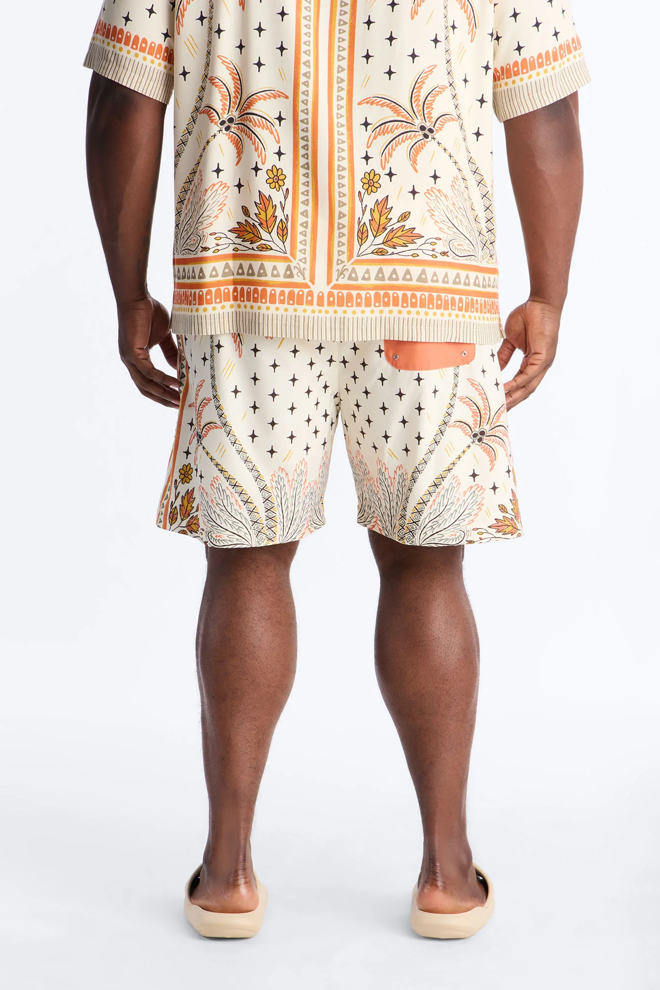 Tropical Twilight Resort Swim Trunk 7″ - Off White - Image 8