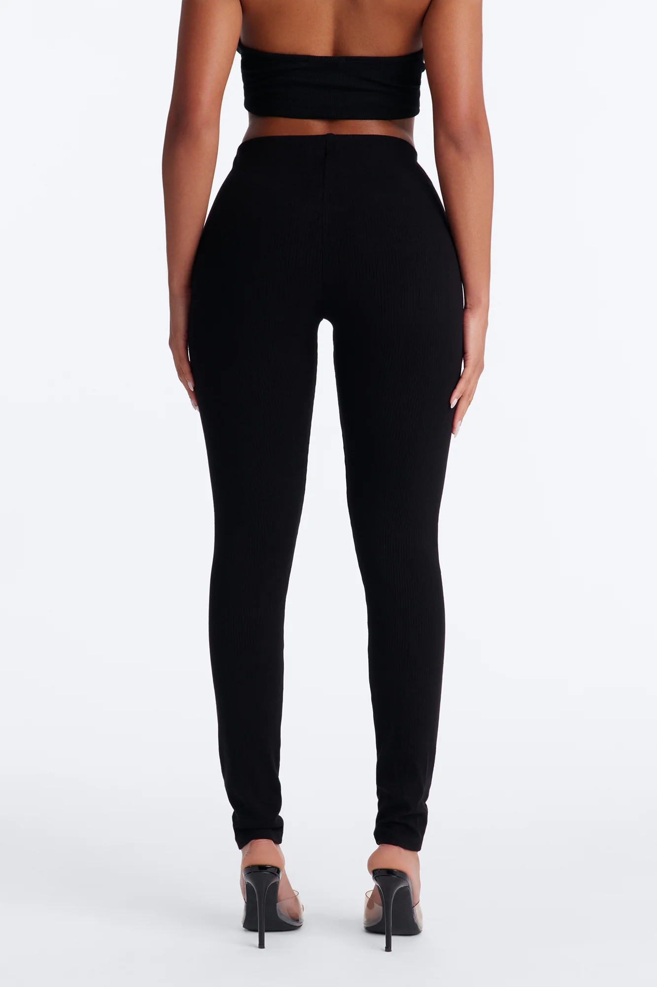 Ultra Ribbed Mid Rise Legging - Black - Image 4