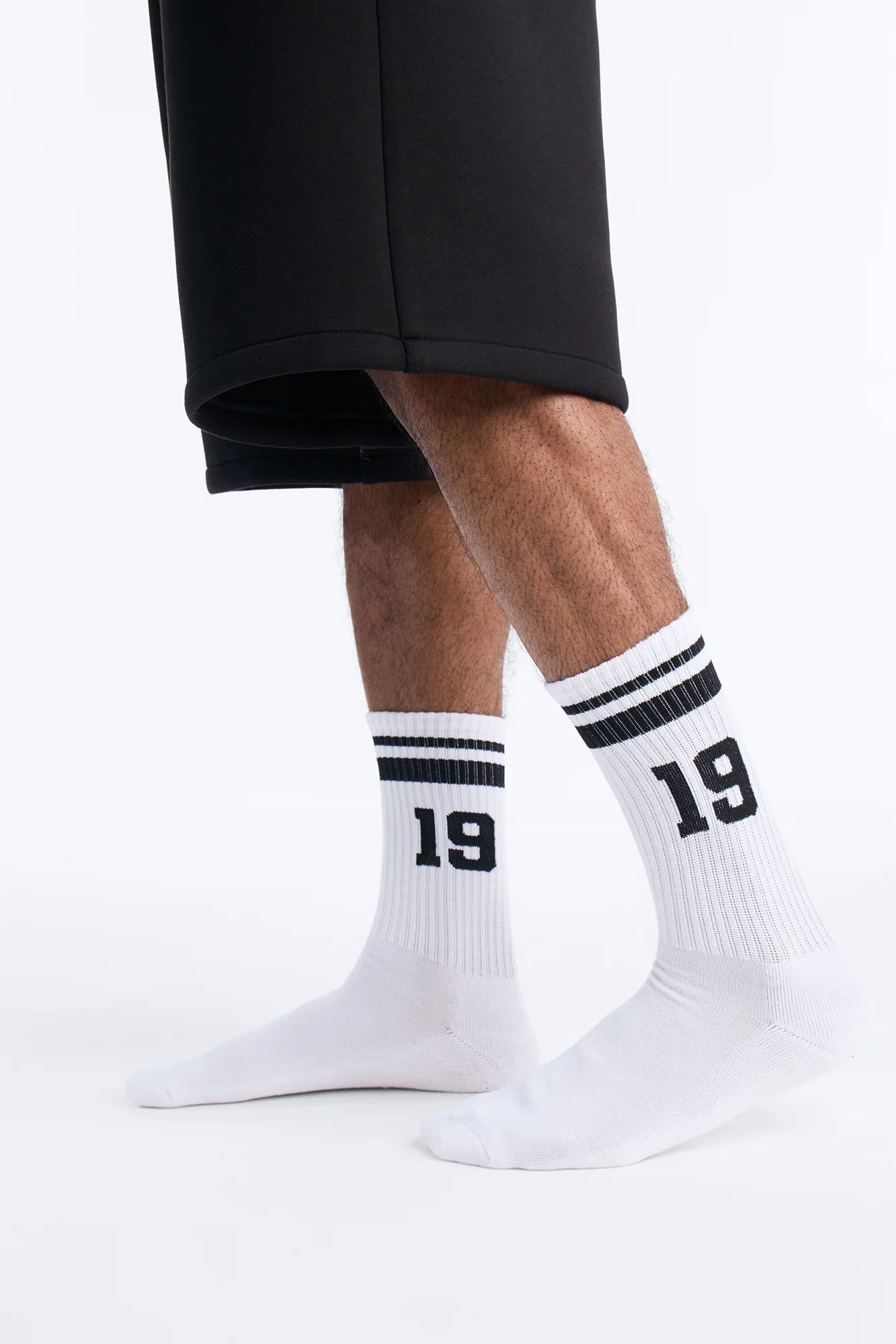 Varsity 19 Stripe Crew Socks - White