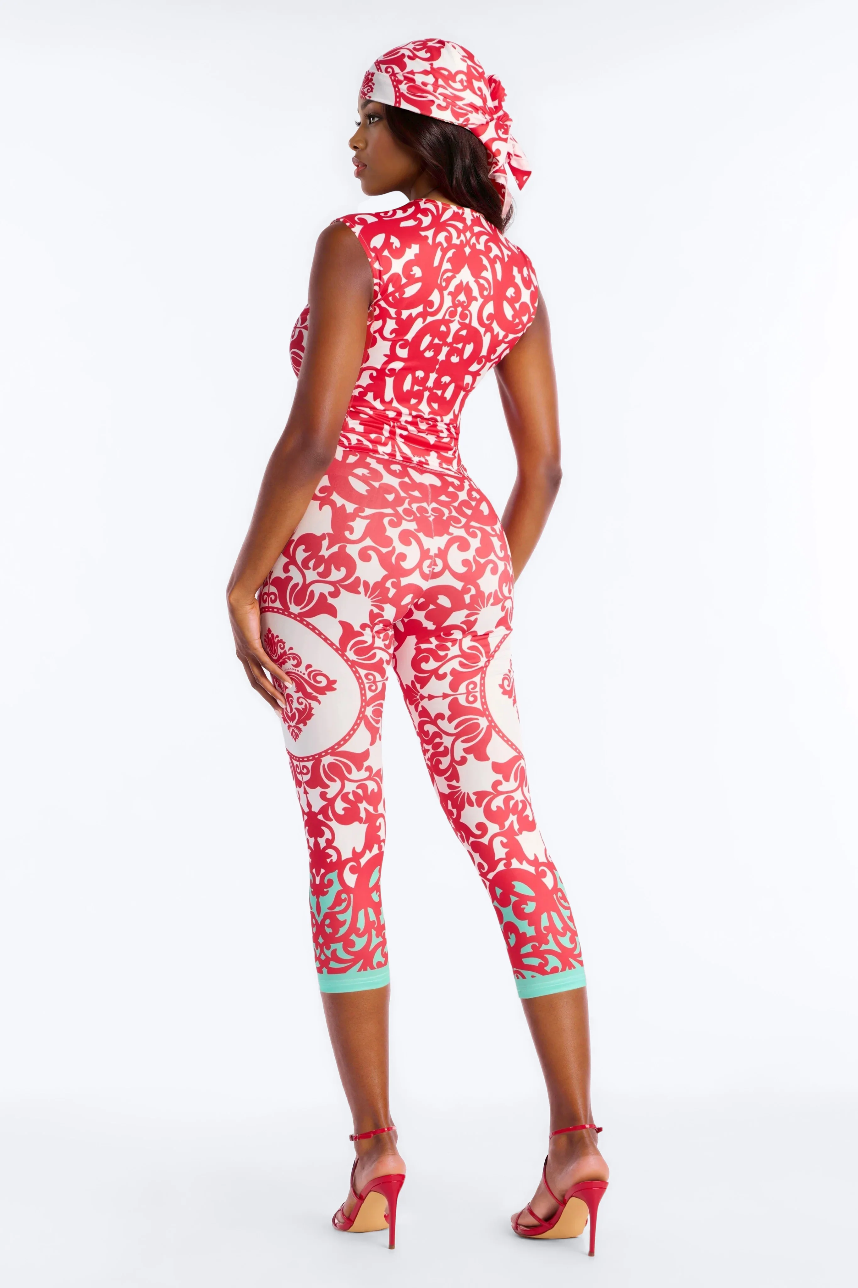 Vibes And Villas 3 Piece Capri Set - Red/combo - Image 3
