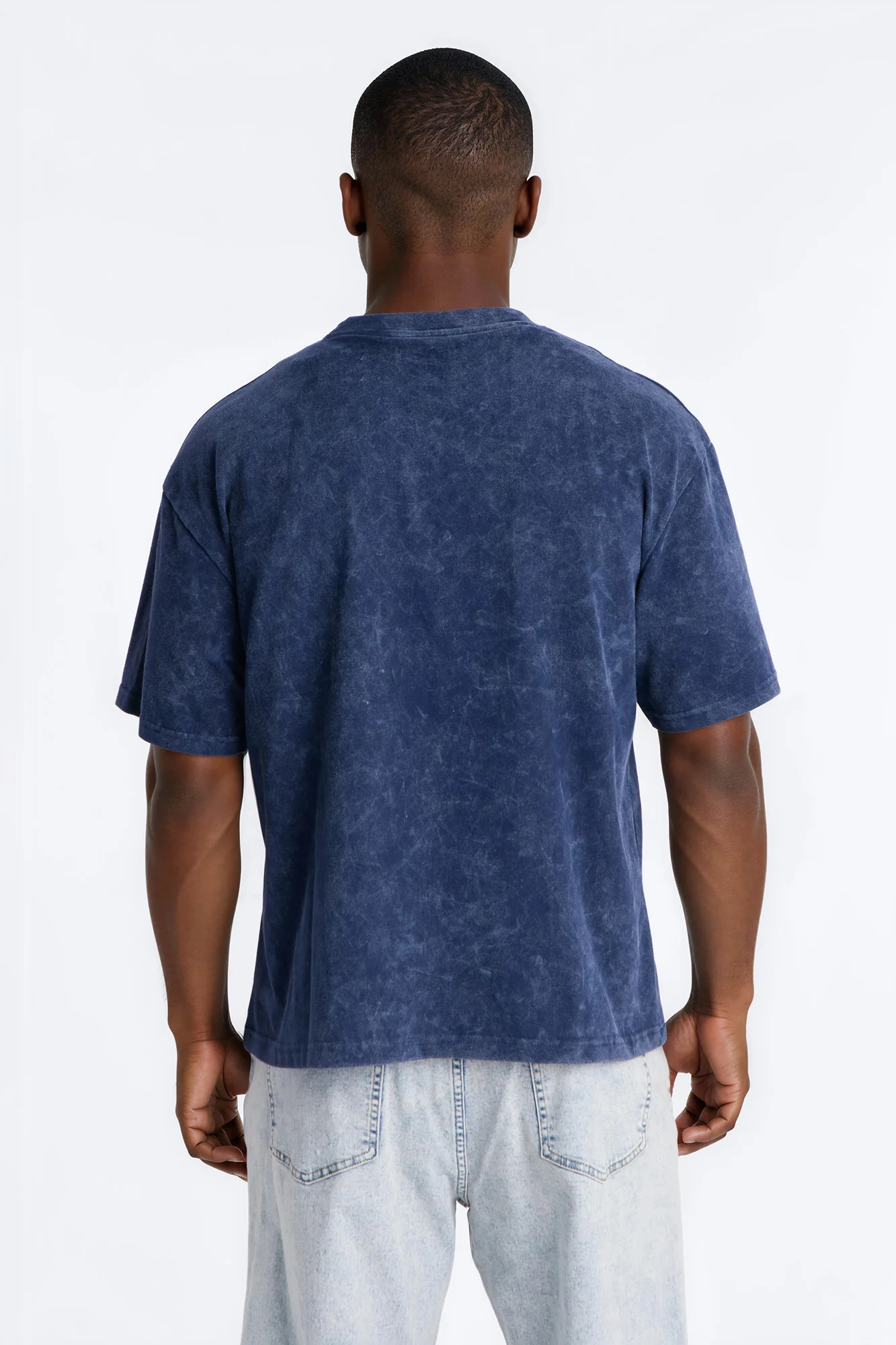 Vincent Van Gogh Starry Night Embroidered Mineral Wash Fleece Tee - Navy - Image 4